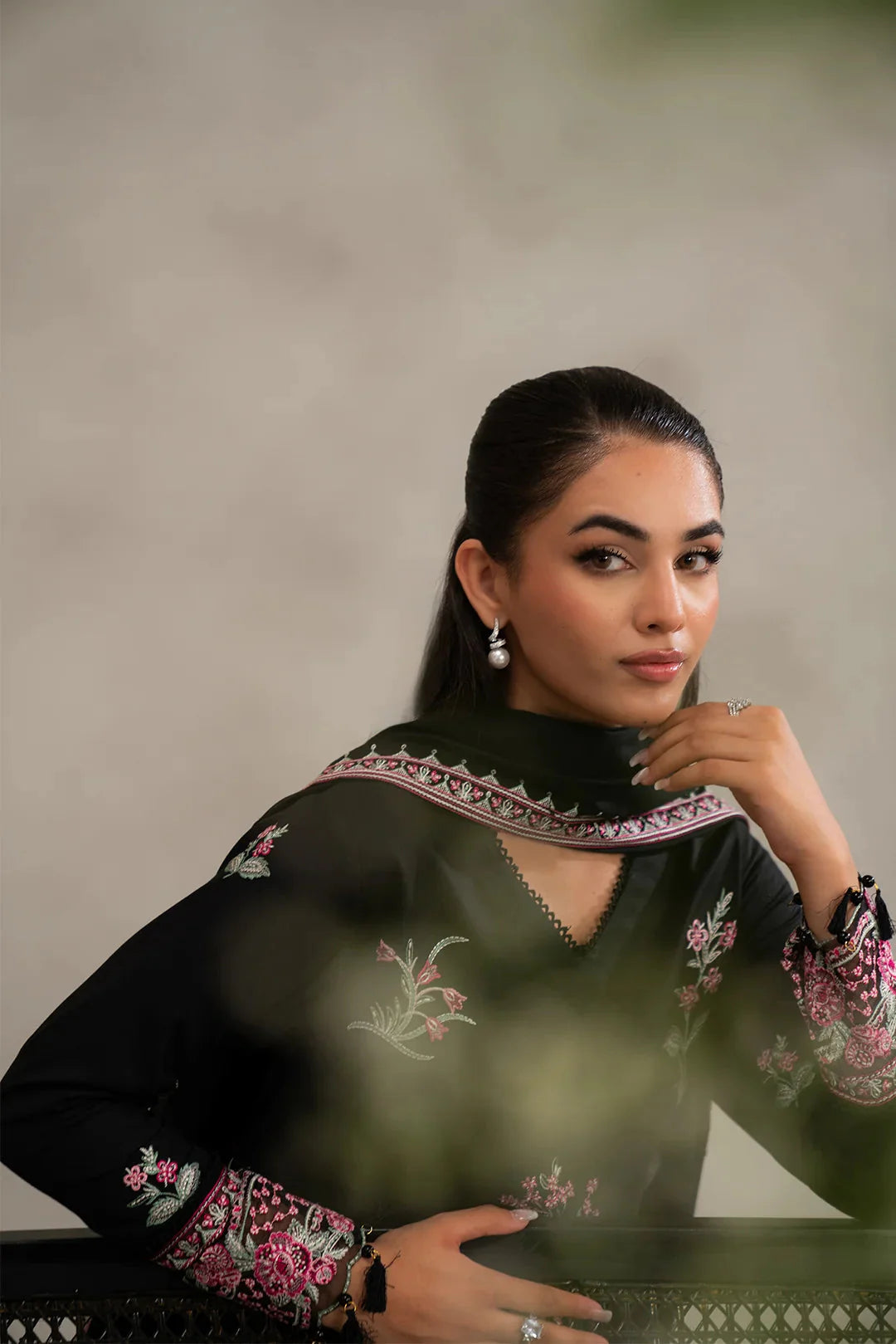 View monochrome Pakistani dress suit - black pink embroidered lawn outfit 3 piece unstitched