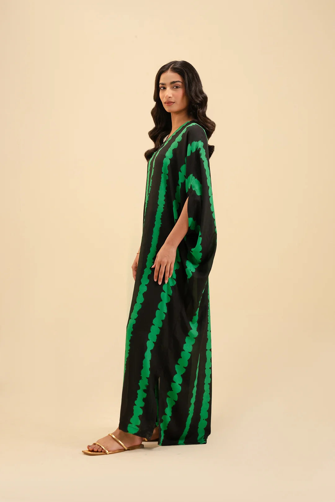 Women’s Long Flowing Kaftan – Trendy Printed Crepe Dress for Casual & Formal Wear