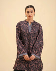 Women's long sleeve printed cambric shirt – elegant and comfortable style.