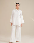 white lawn suit for women on Azadi Sale 2025 in Pakistan