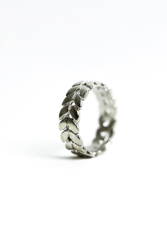 Metallic Ring