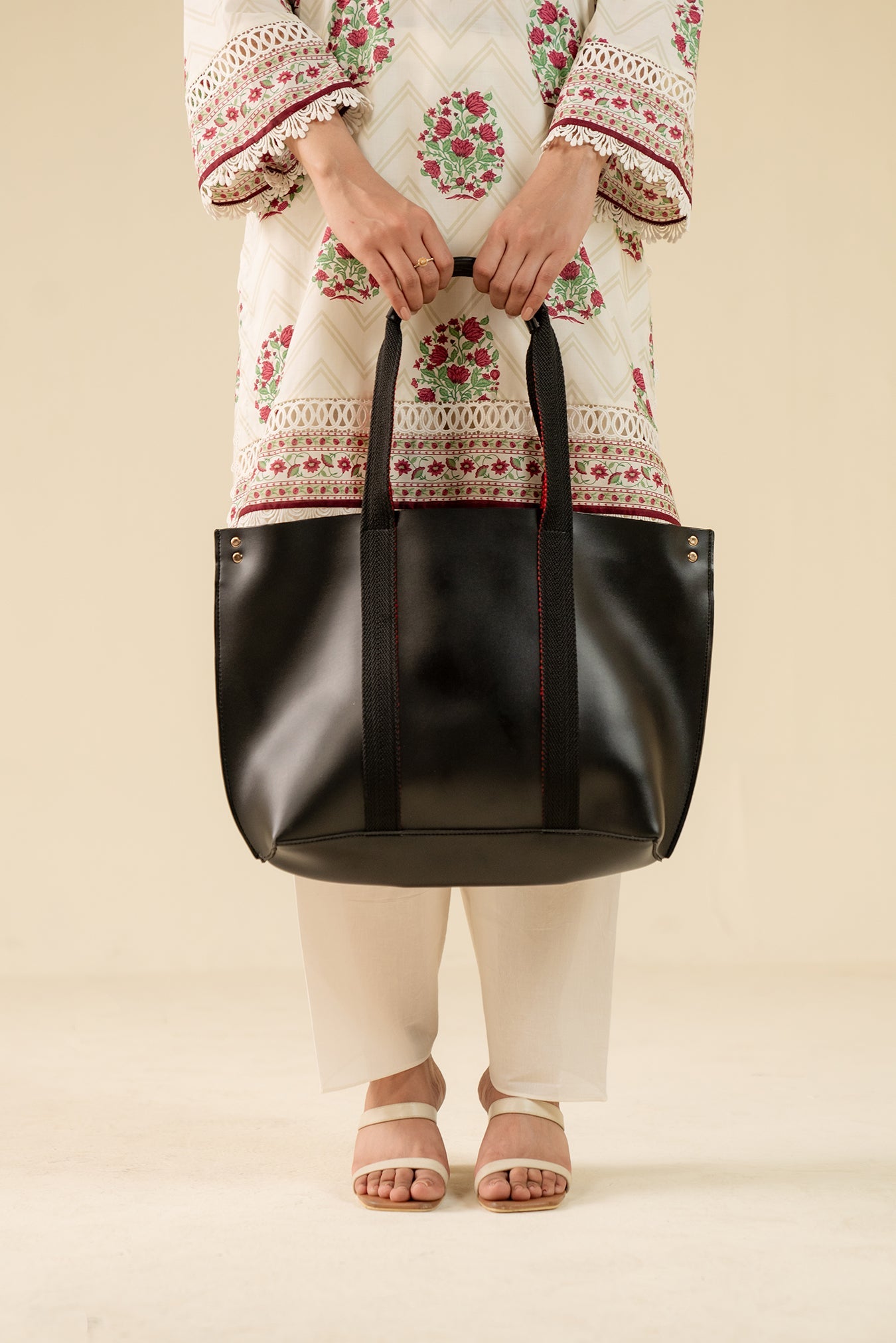 Tote Bags Pakistan