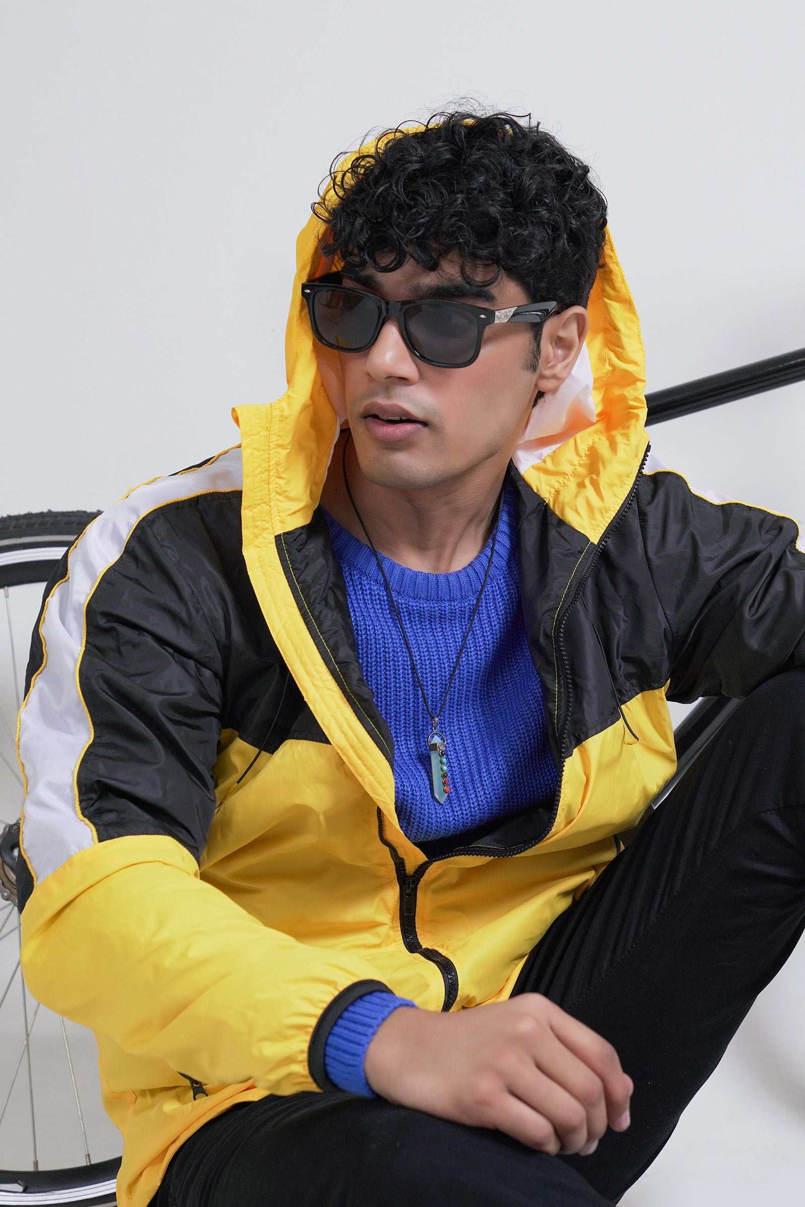 Windbreaker Jacket Beyond East Official