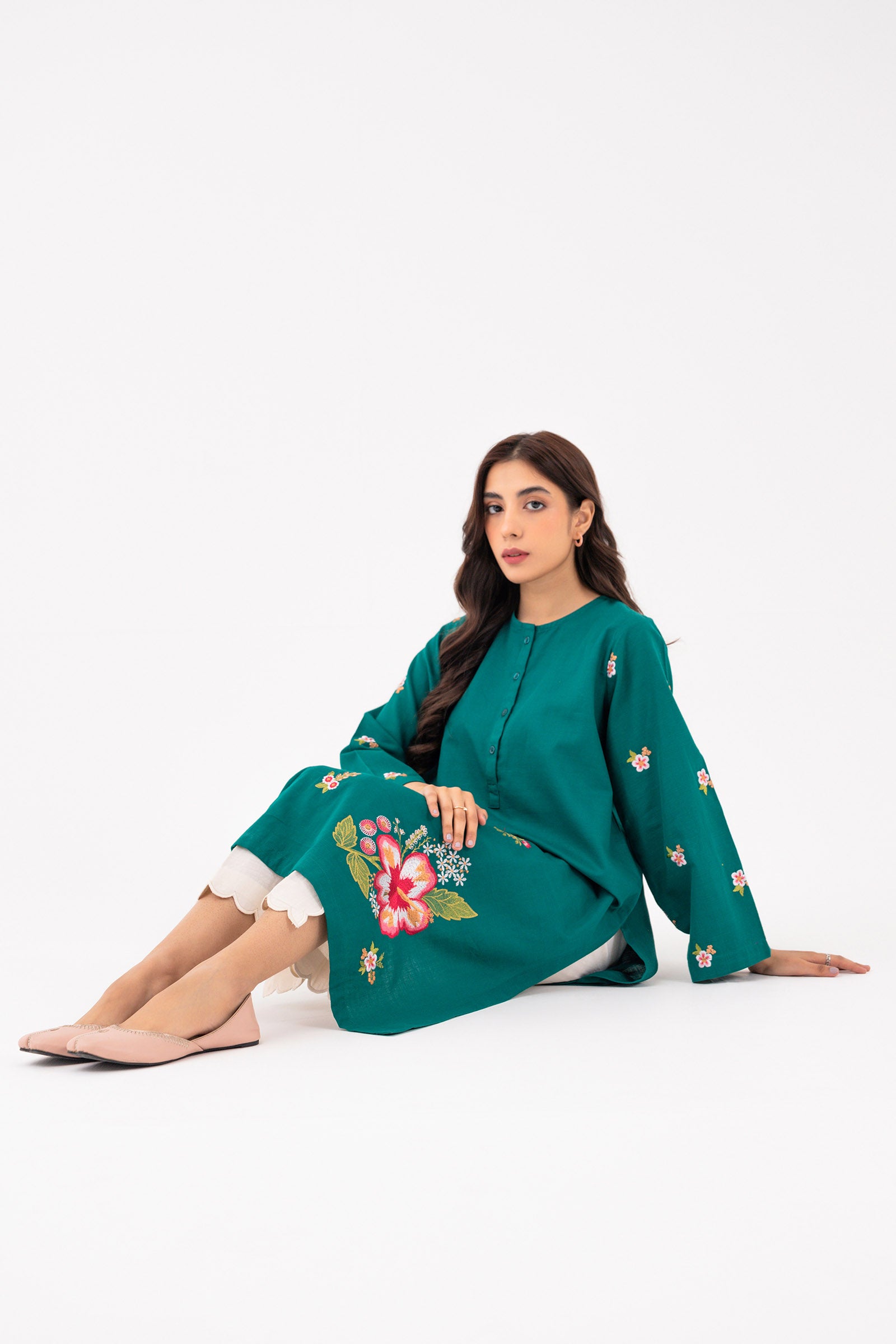 Evergreen (1PC) Beyond East Official