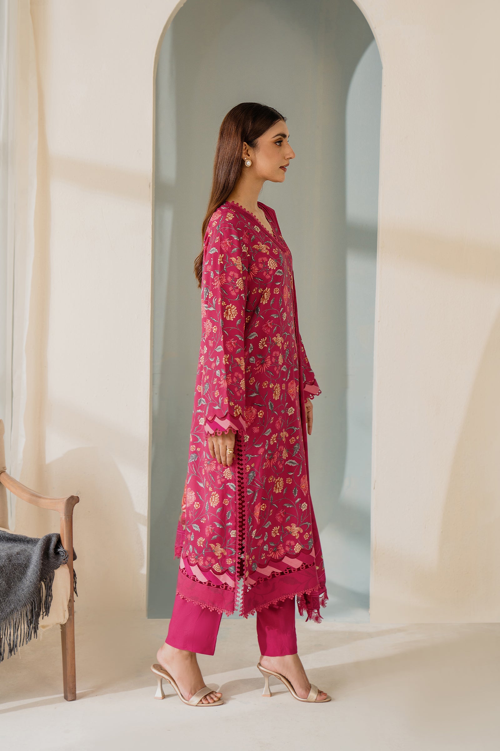 Winter Berry (3PC) Beyond East Official