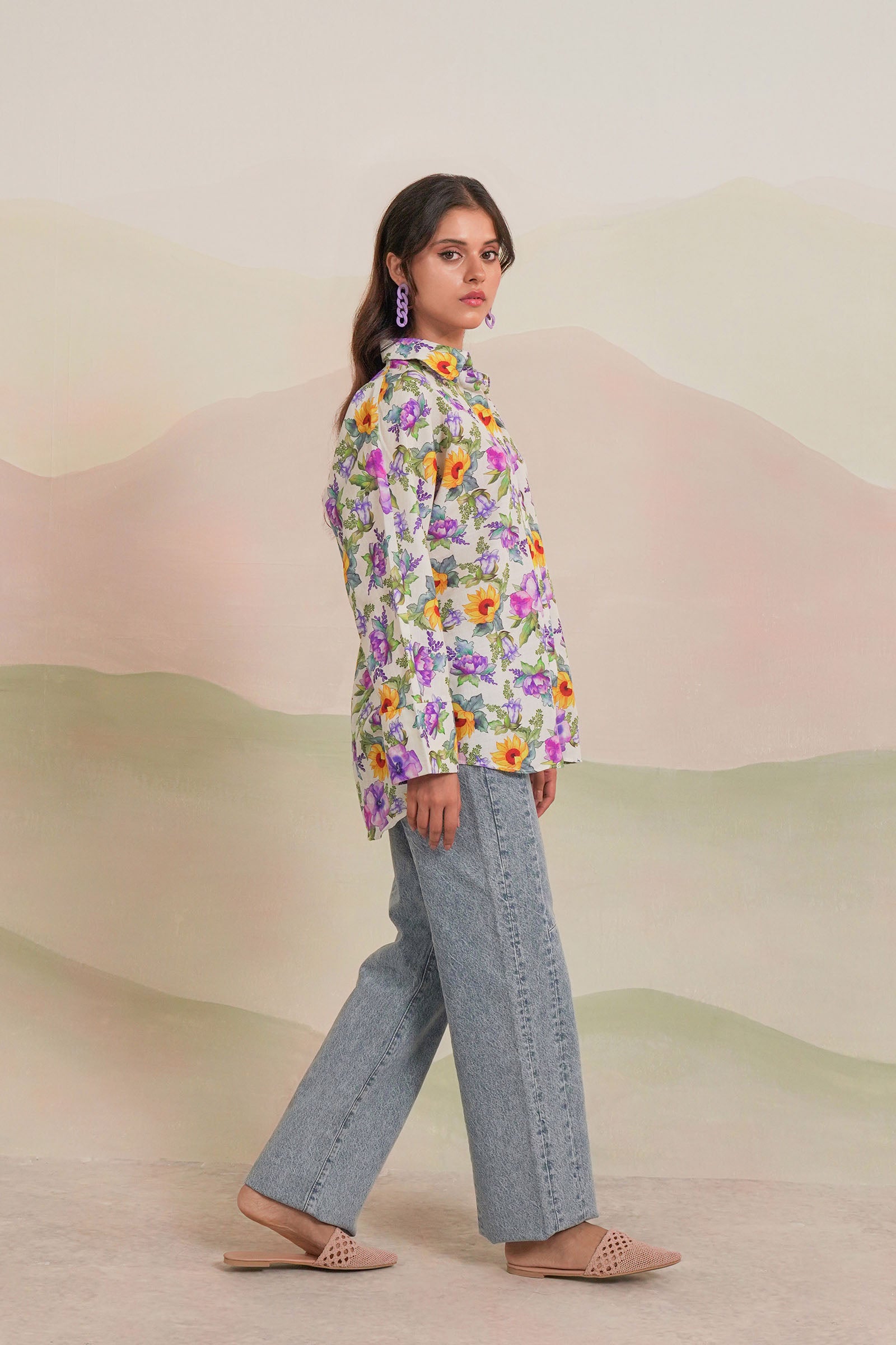 Sunflower (1PC) Beyond East Official