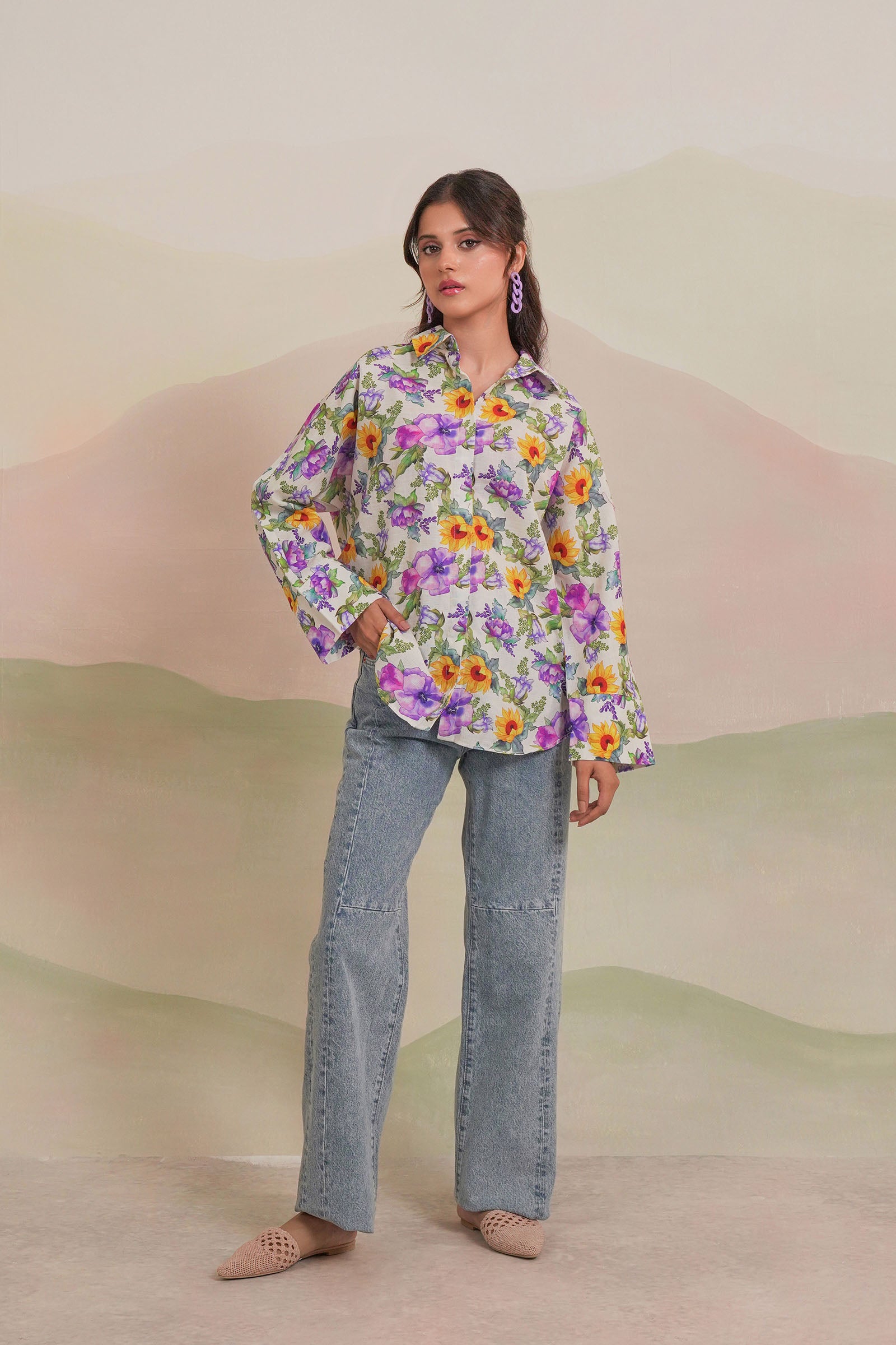 Sunflower (1PC) Beyond East Official