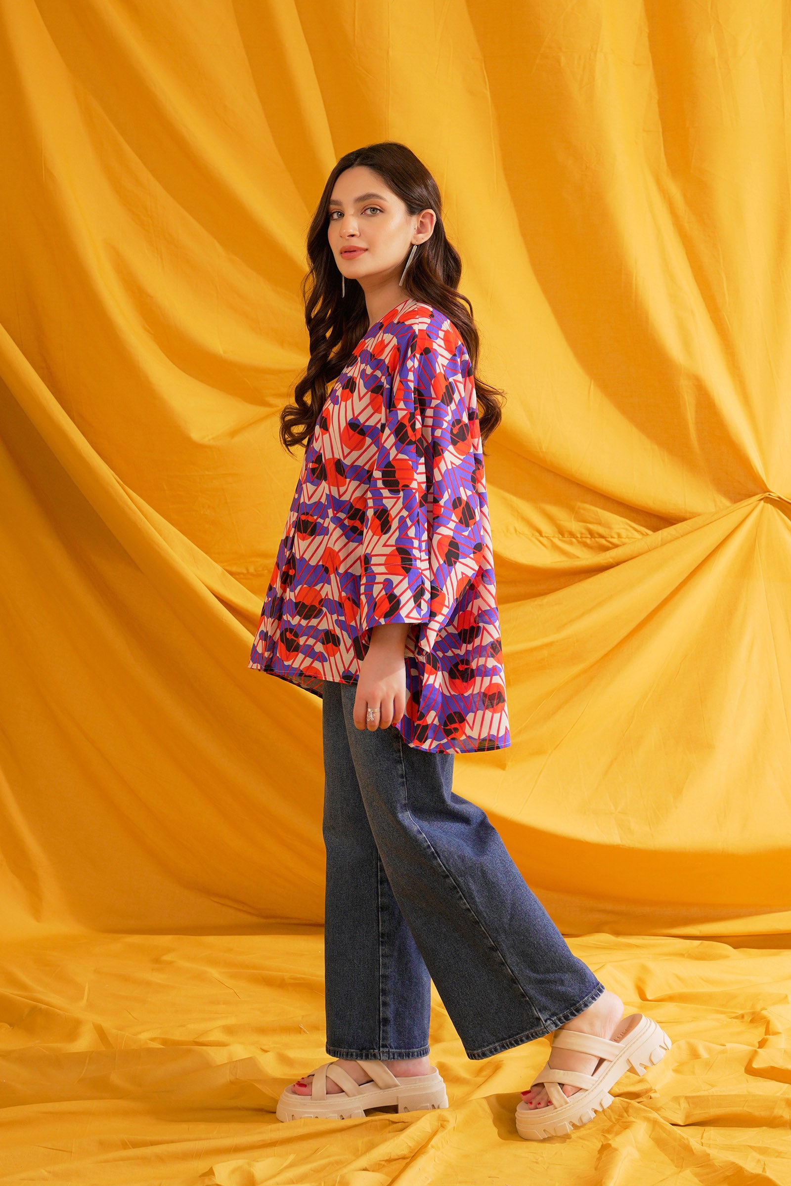 Sunset (1PC) Beyond East Official