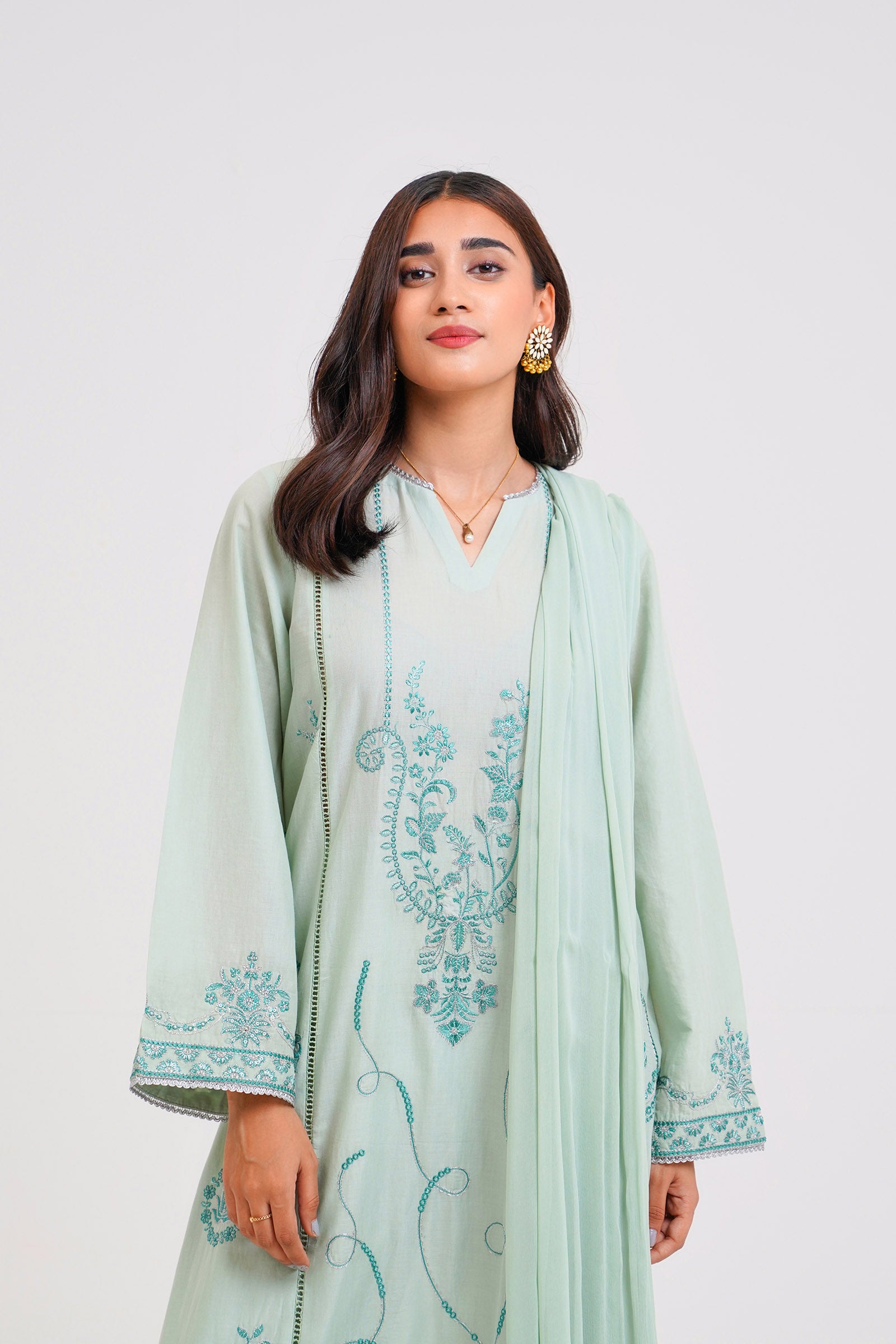 Maya (3PC) Beyond East Official