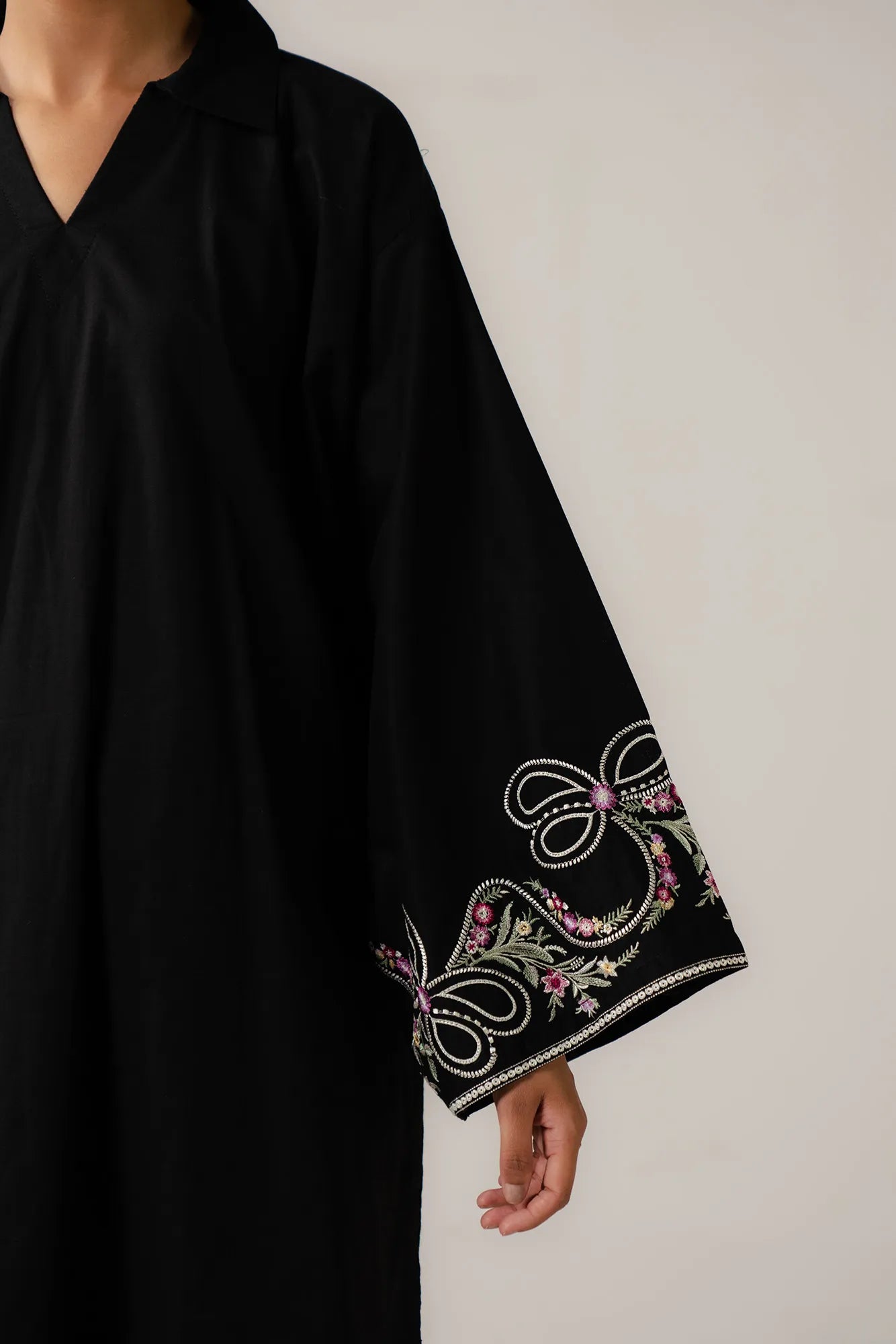1 piece cambric shirt with colorful embroidery on sleeves