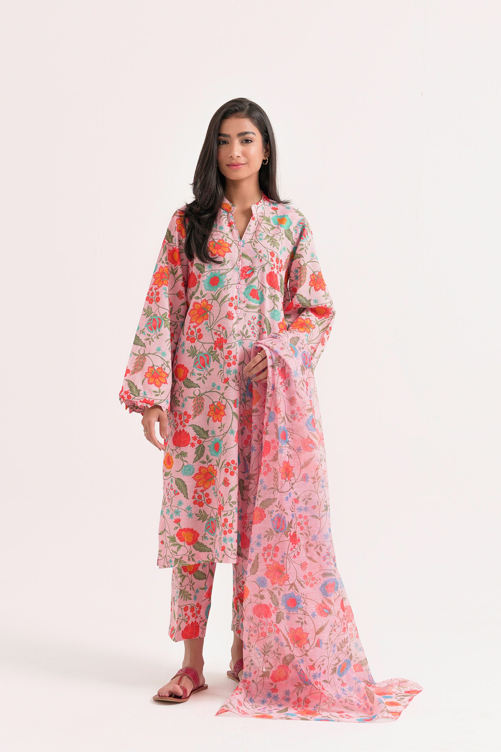 Coral Sands (2PC) Beyond East Official