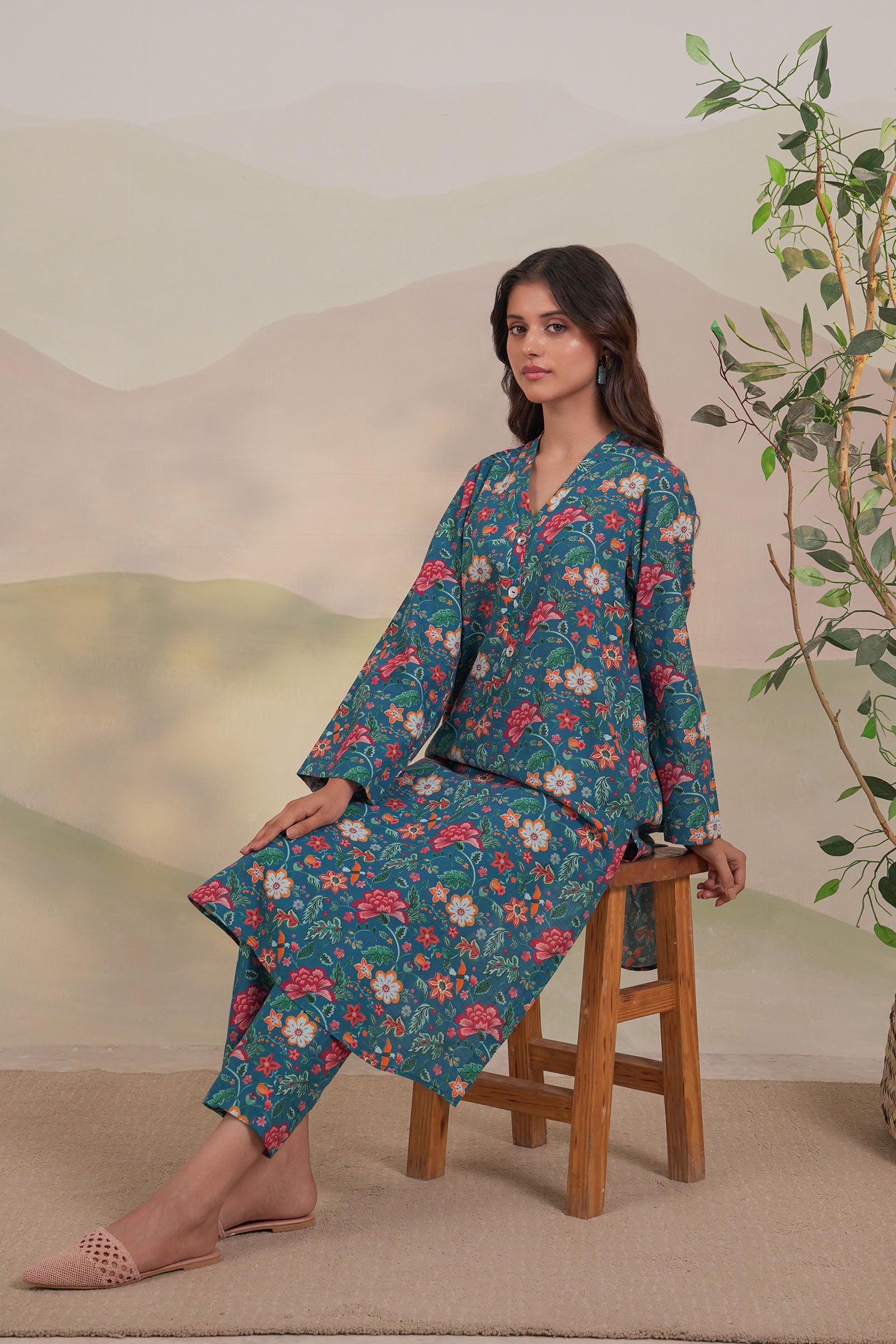 Mountain Spring (2PC) Beyond East Official