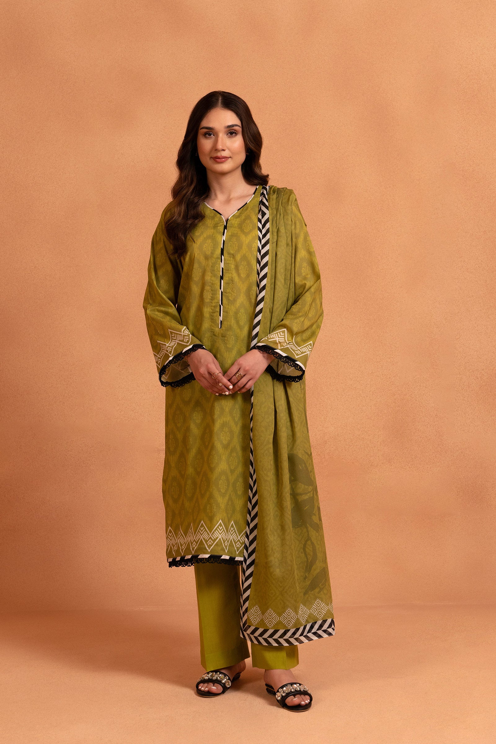 Printed Lawn Suit (2 PC) Beyond East Official