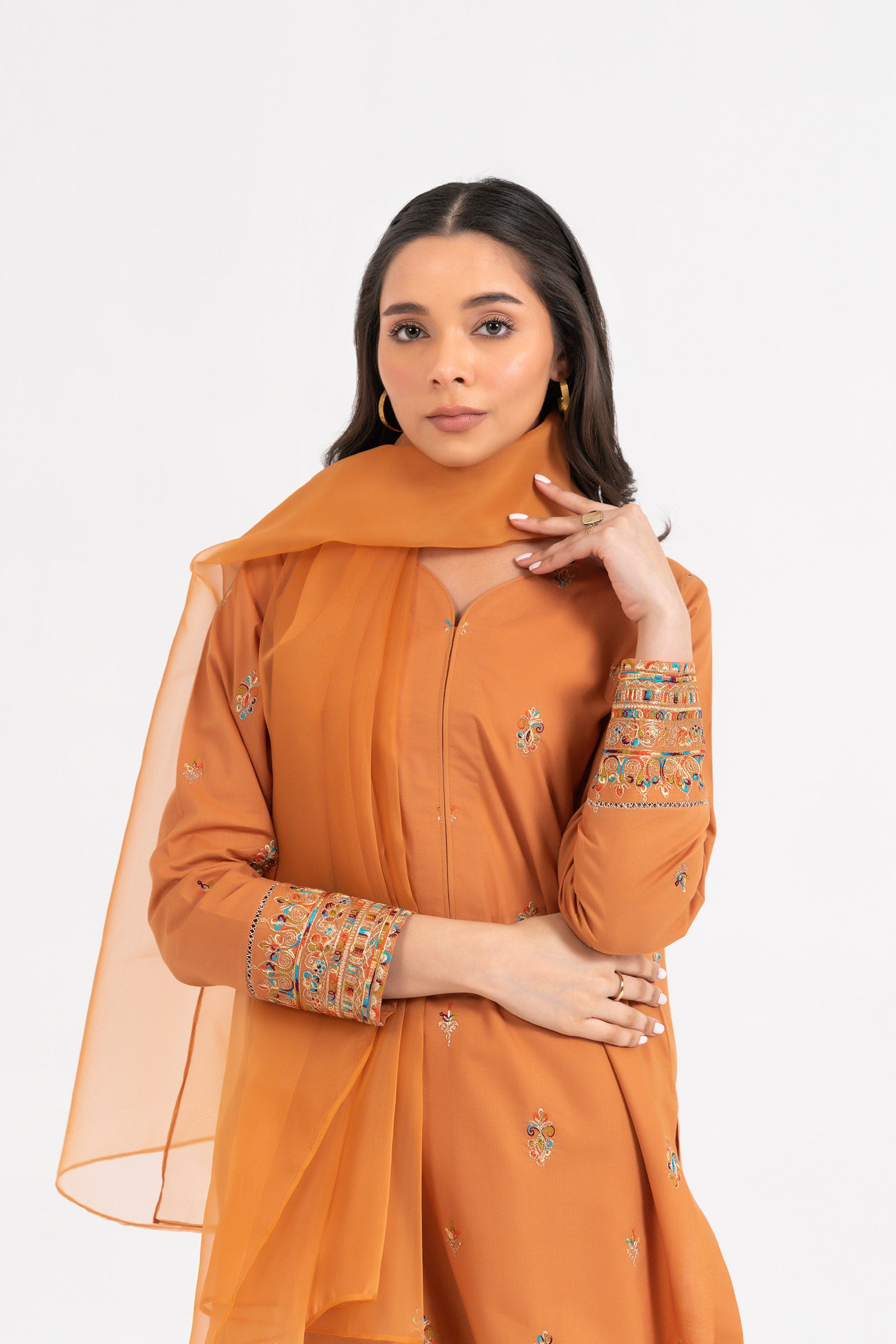 Shireen (2PC) Beyond East Official
