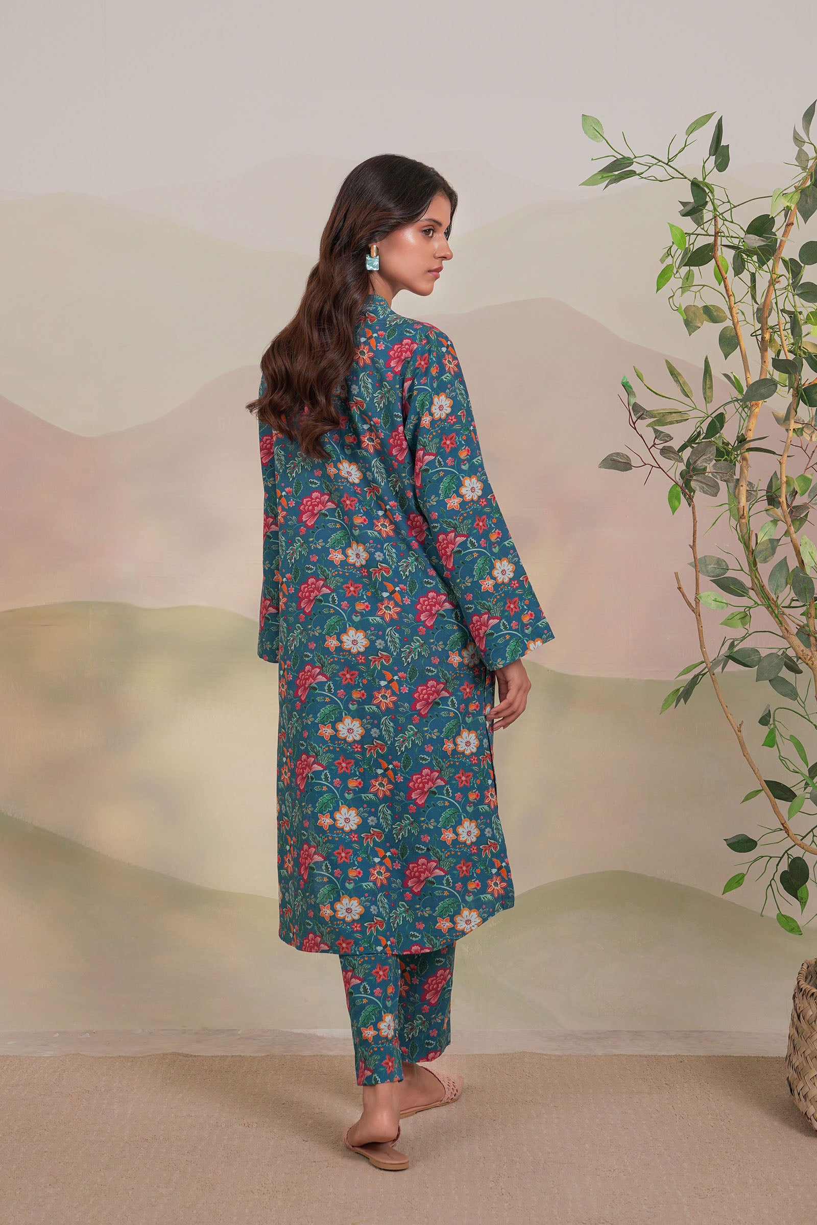 Mountain Spring (2PC) Beyond East Official