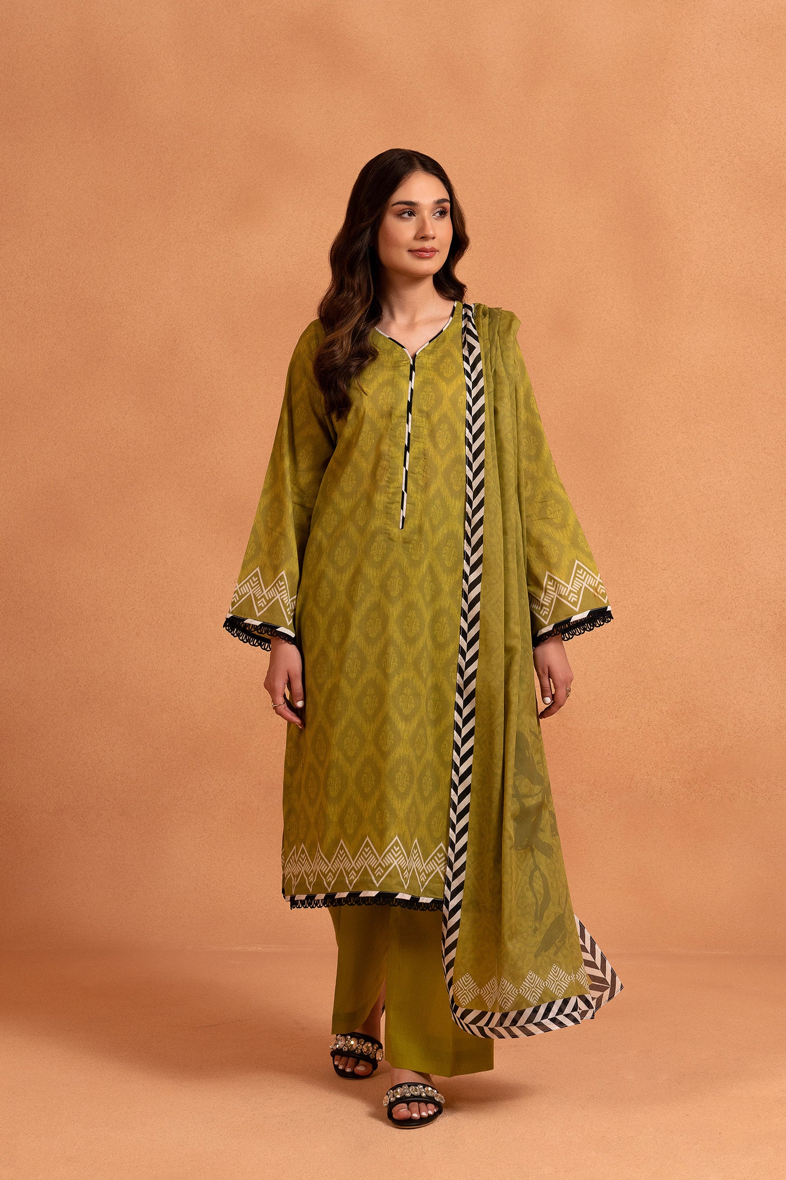 Printed Lawn Suit (2 PC) Beyond East Official
