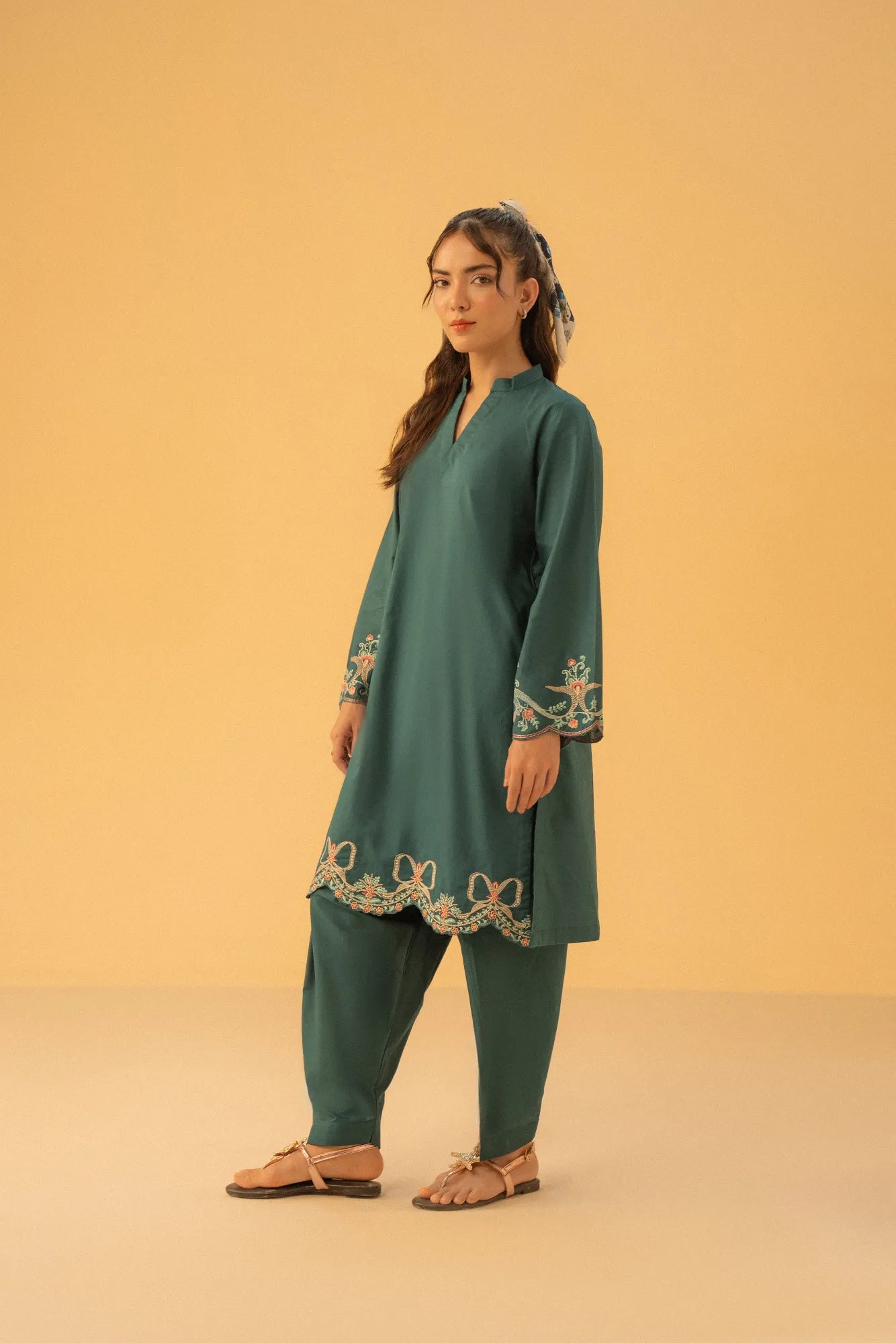 2 Piece Cambric Suit Pret Winter - 25