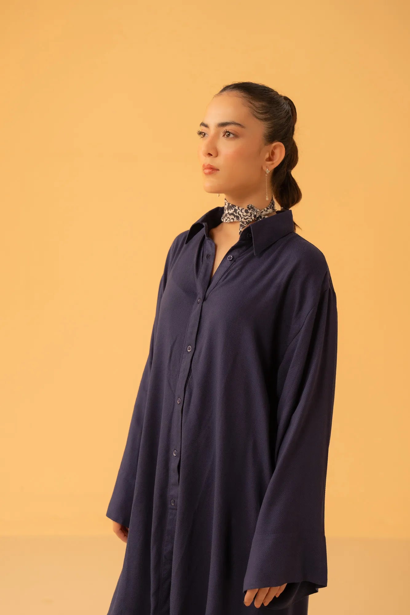 2 Piece Linen Suit for women in navy – trendy outfit online in Pakistan