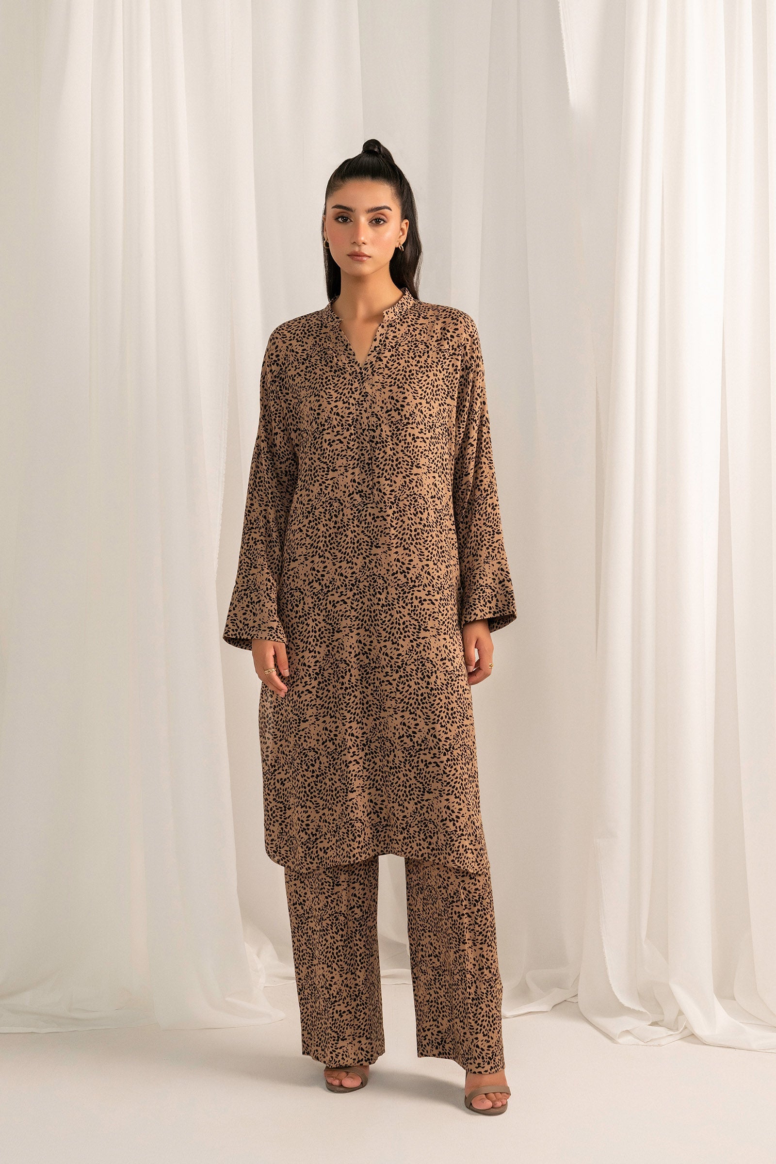 Printed Wide Leg Pants Beyond East Official