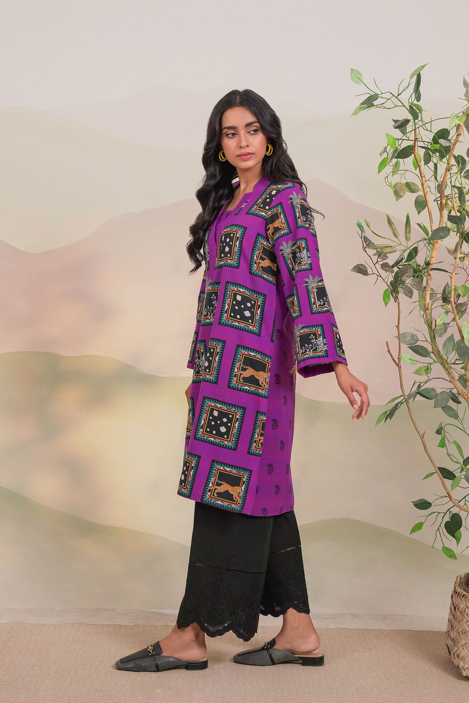 Iris (1PC) Beyond East Official