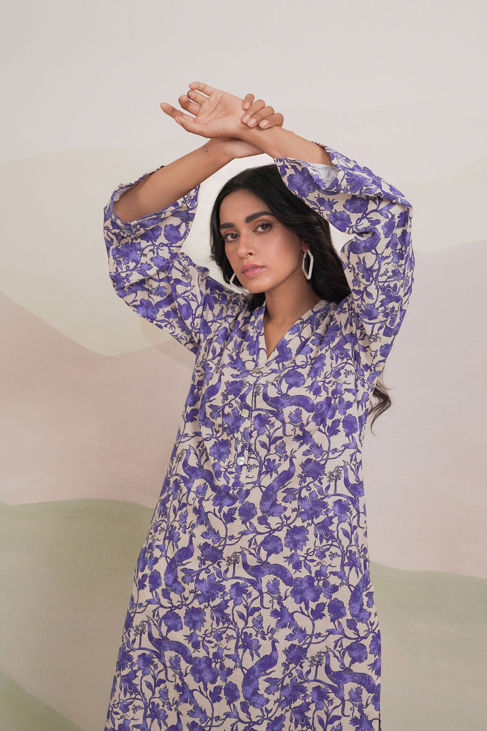 Pristine (2PC) Beyond East Official