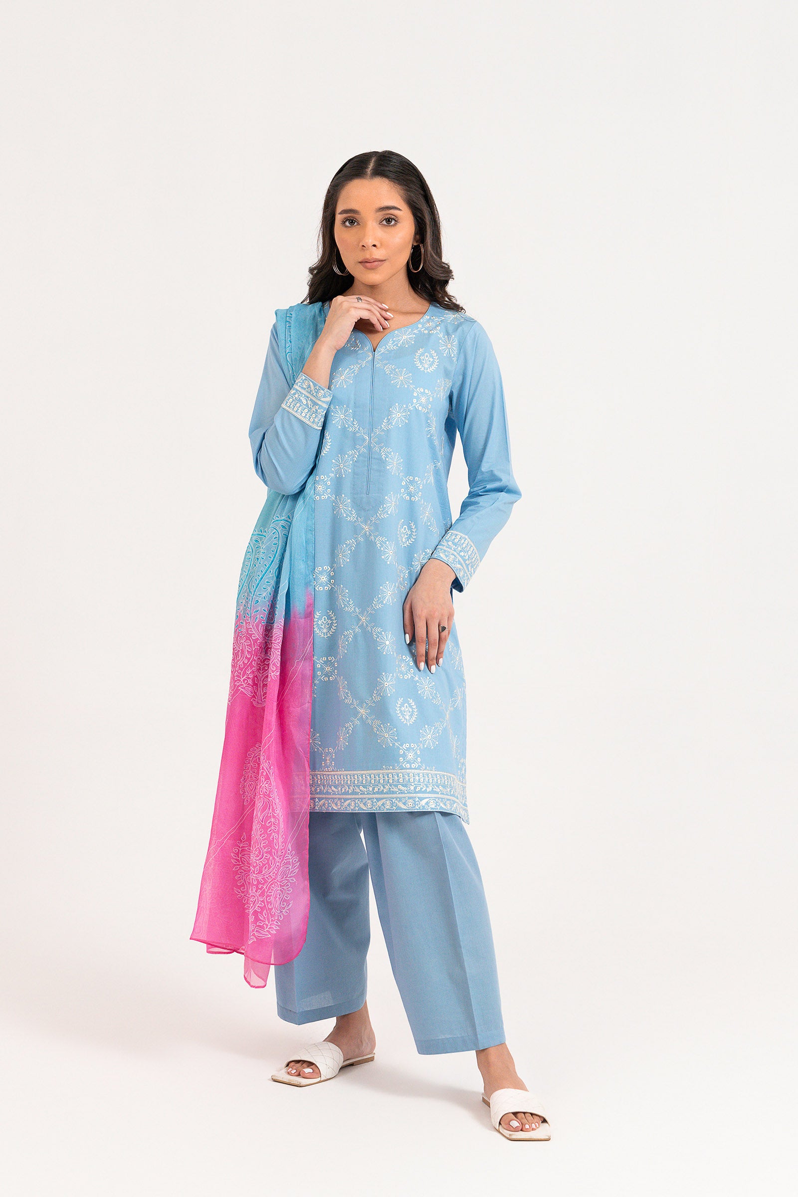 Aarzoo (2PC) Beyond East Official