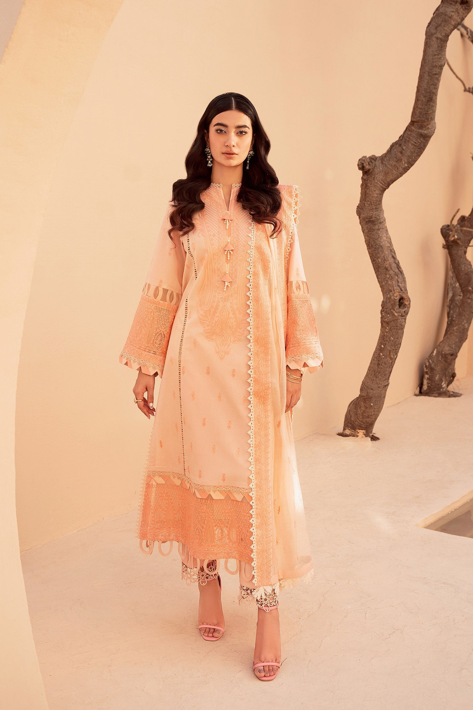 Samira (2PC) Beyond East Official
