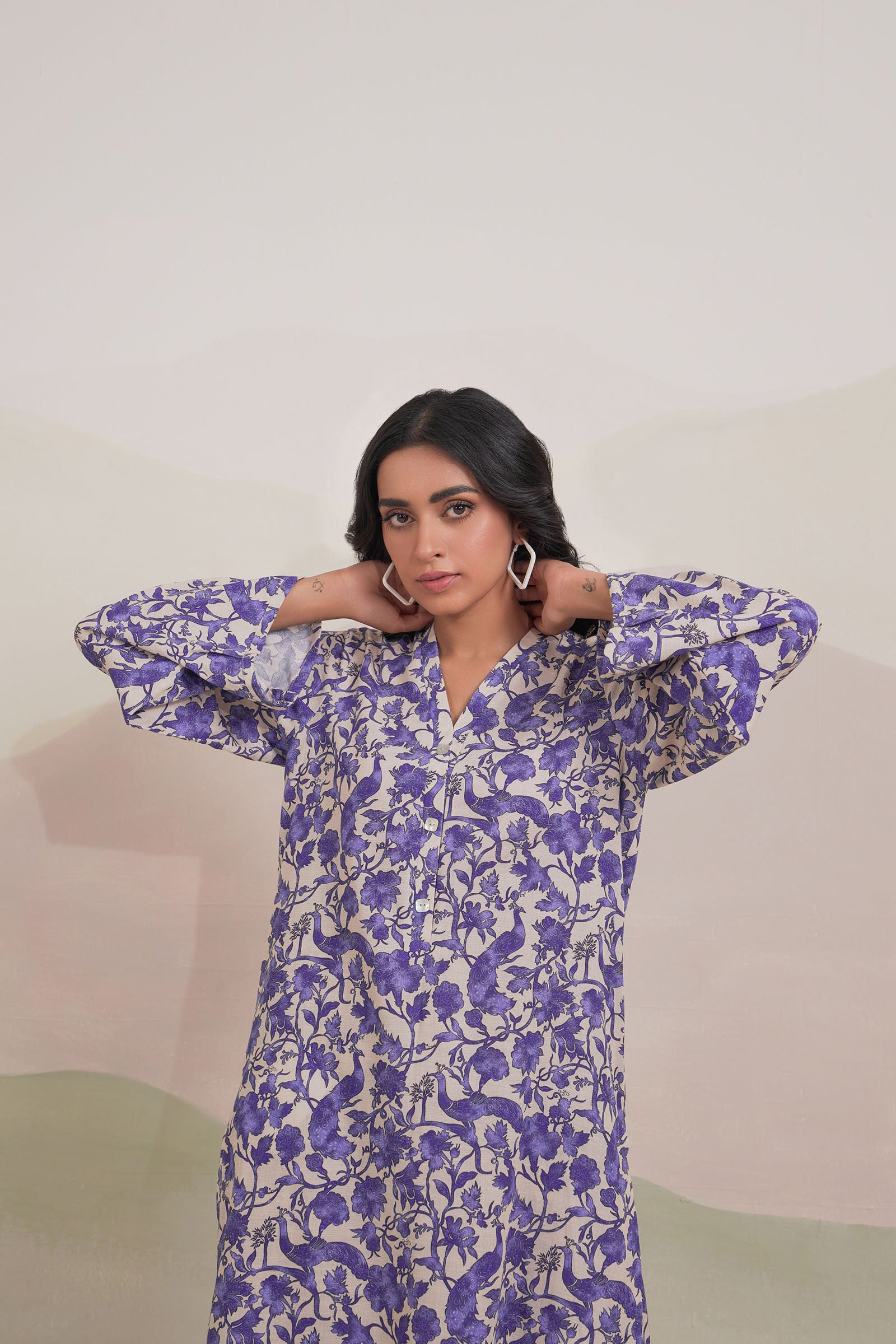 Pristine (2PC) Beyond East Official