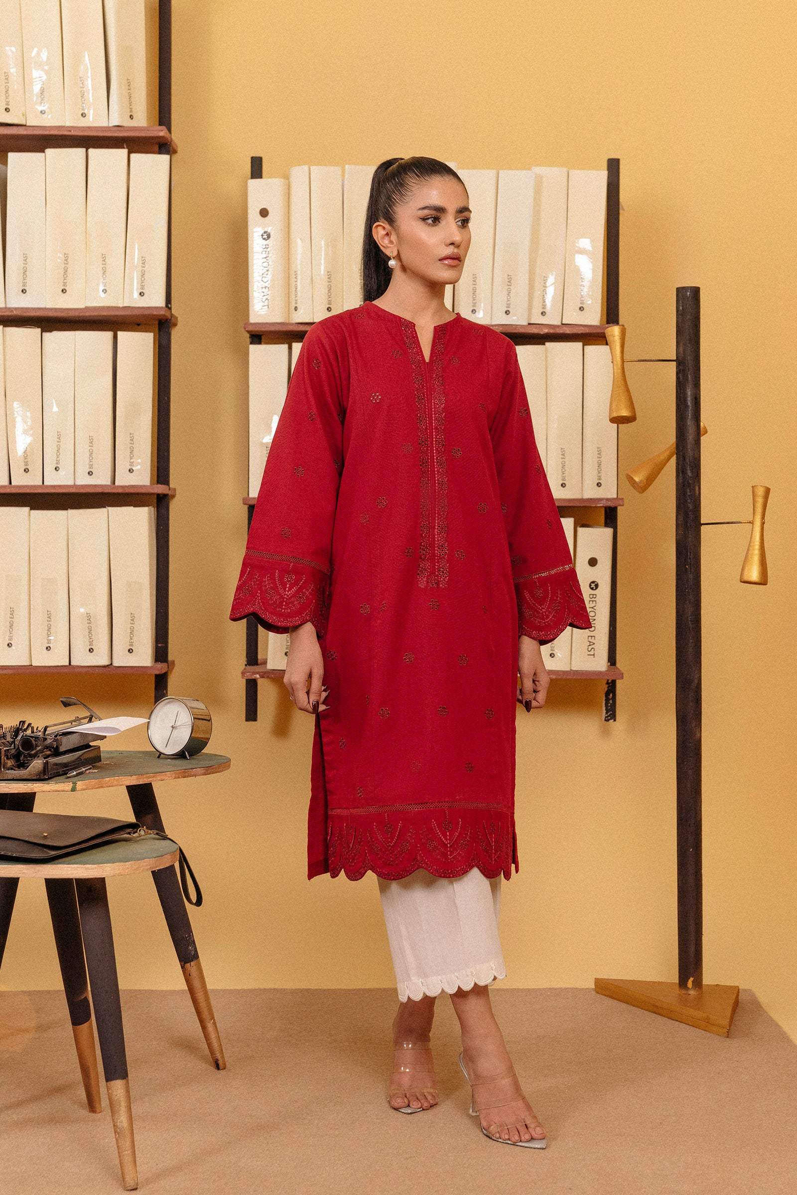 Poppy (1PC) Beyond East Official