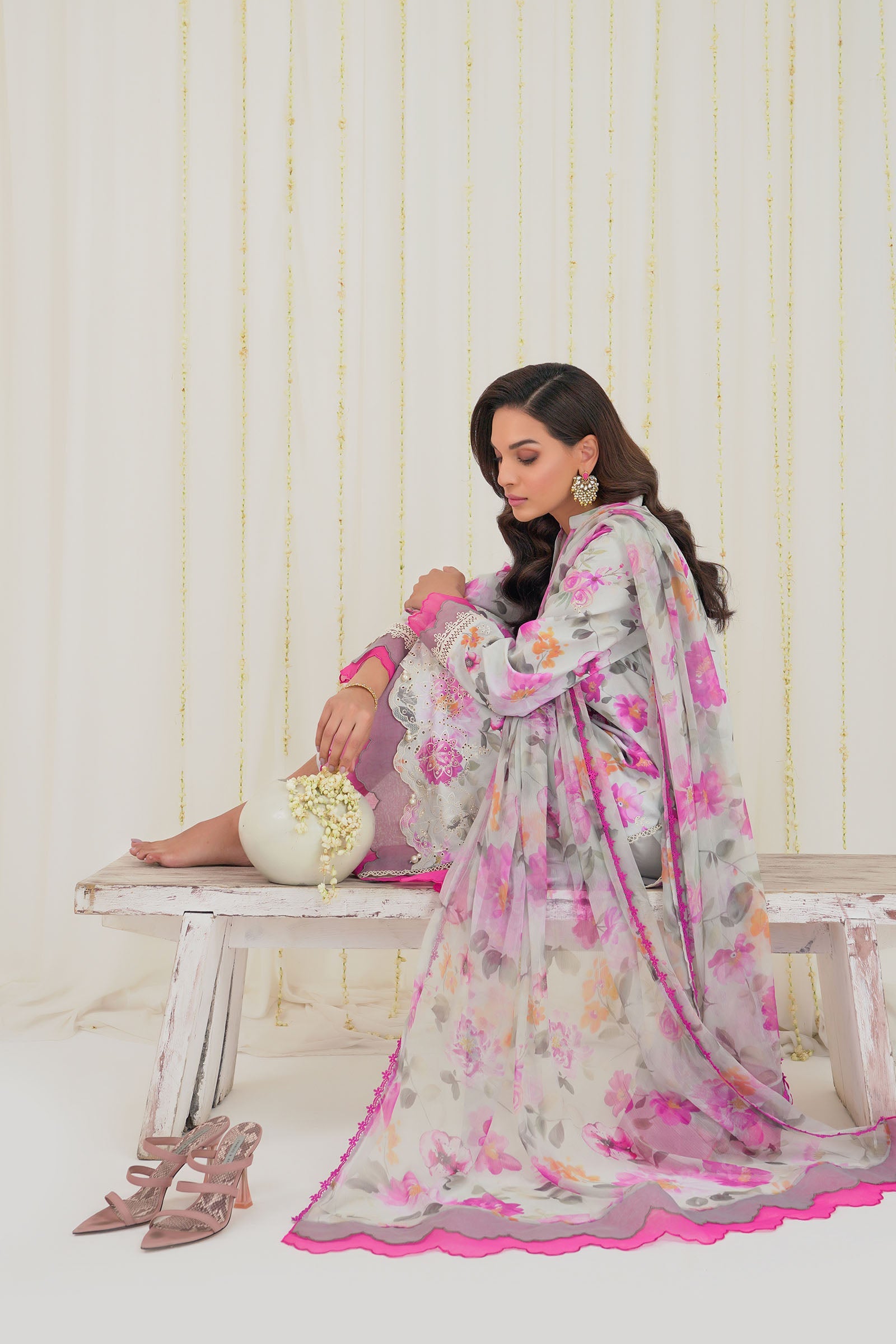 Jasmine (2PC) Beyond East Official