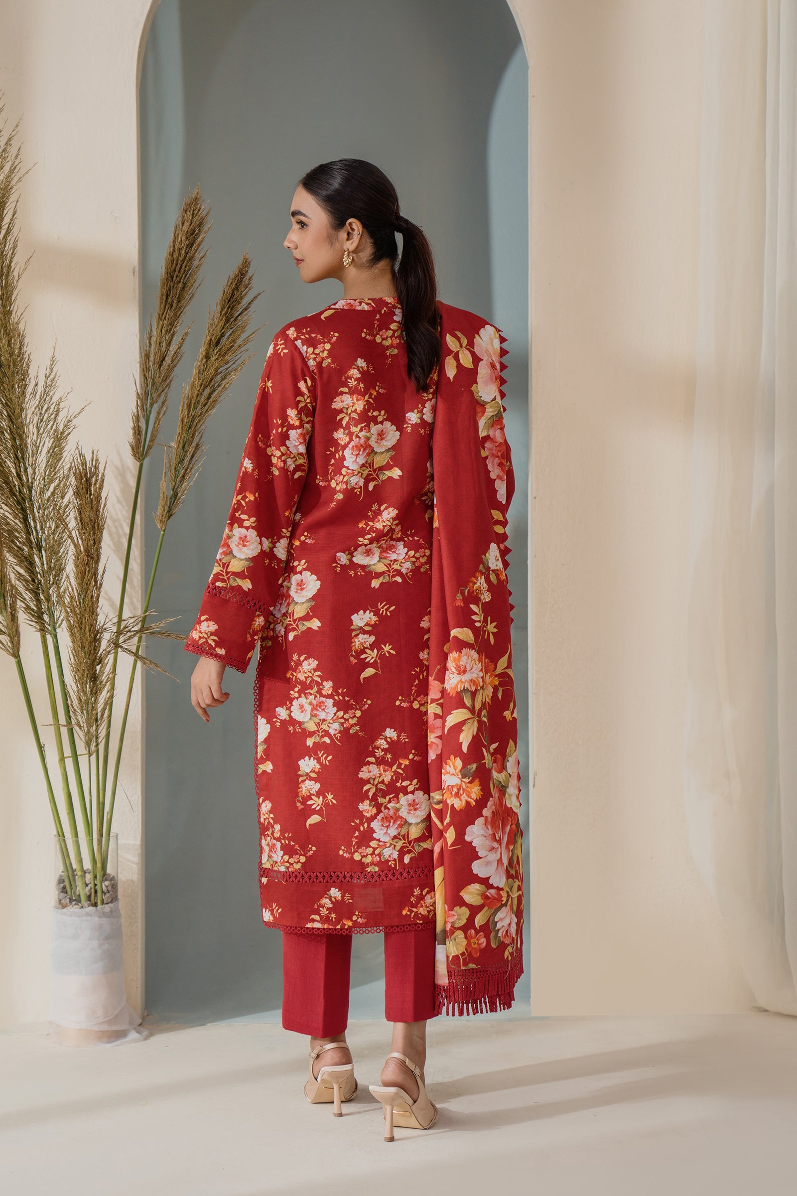 Rebel Rose (3PC) Beyond East Official