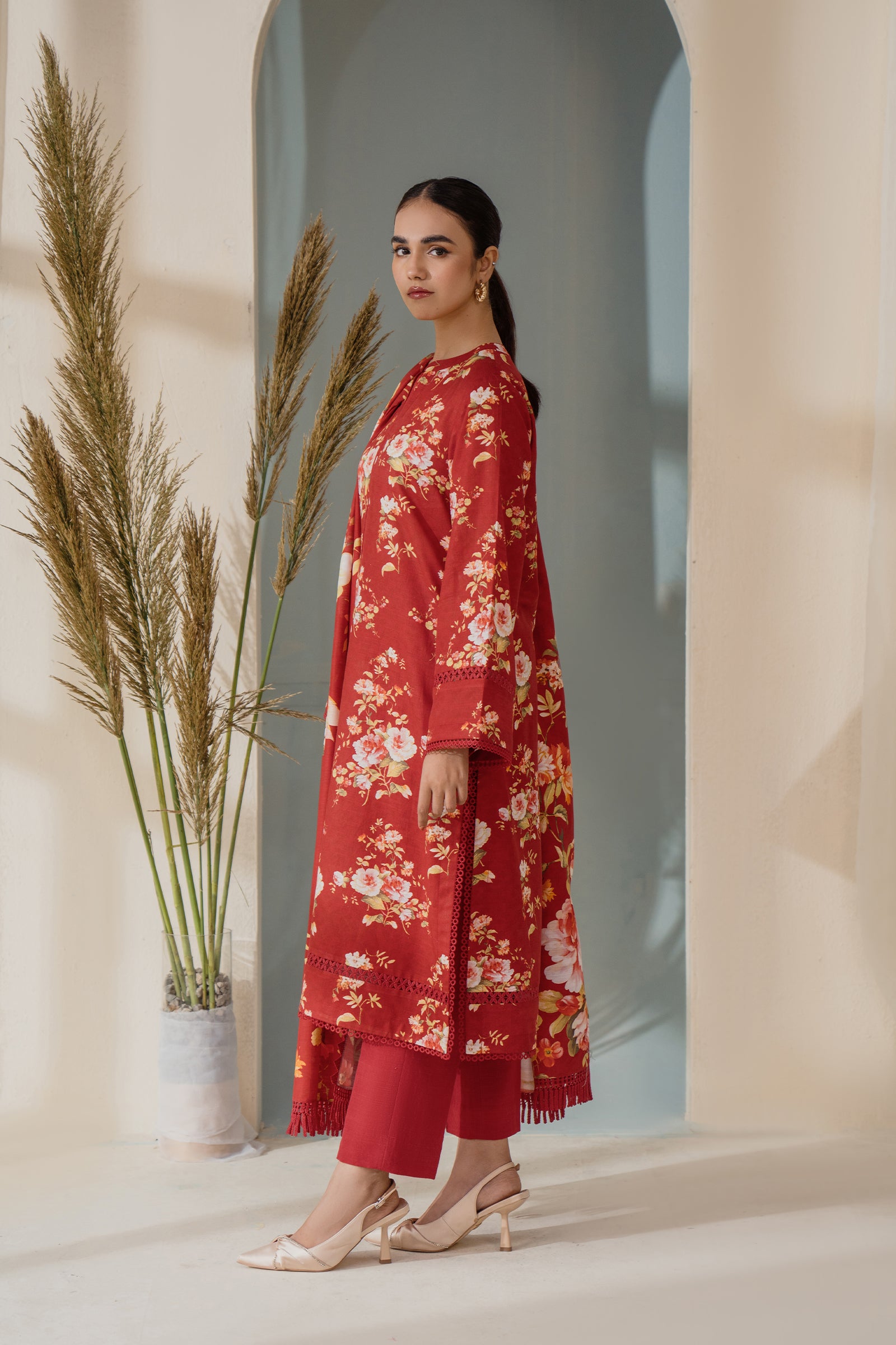 Rebel Rose (3PC) Beyond East Official