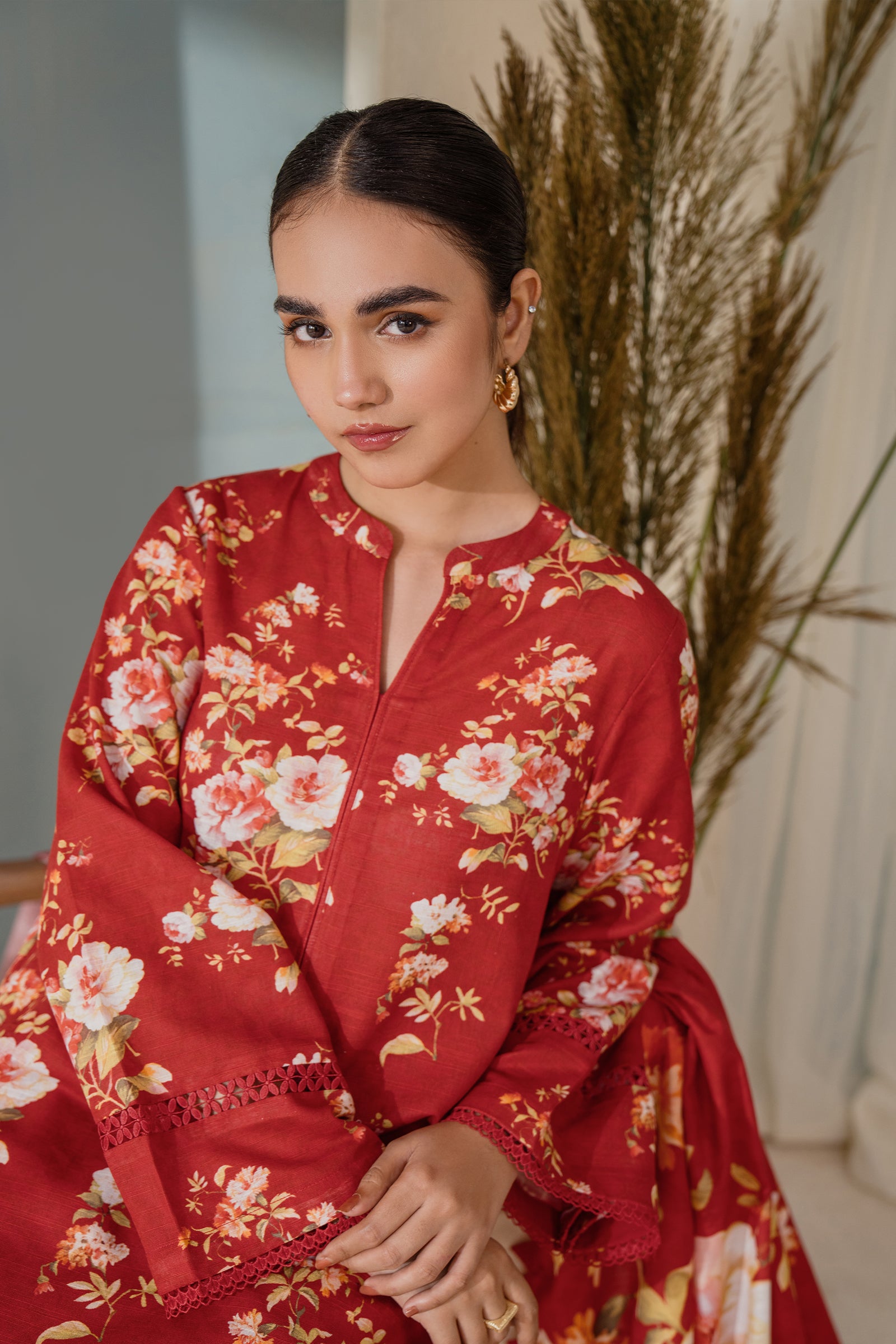 Rebel Rose (3PC) Beyond East Official