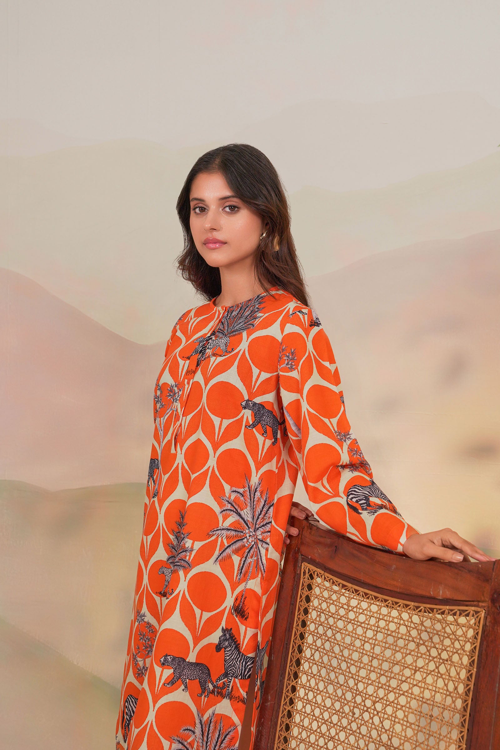 Amber Glow (1PC) Beyond East Official