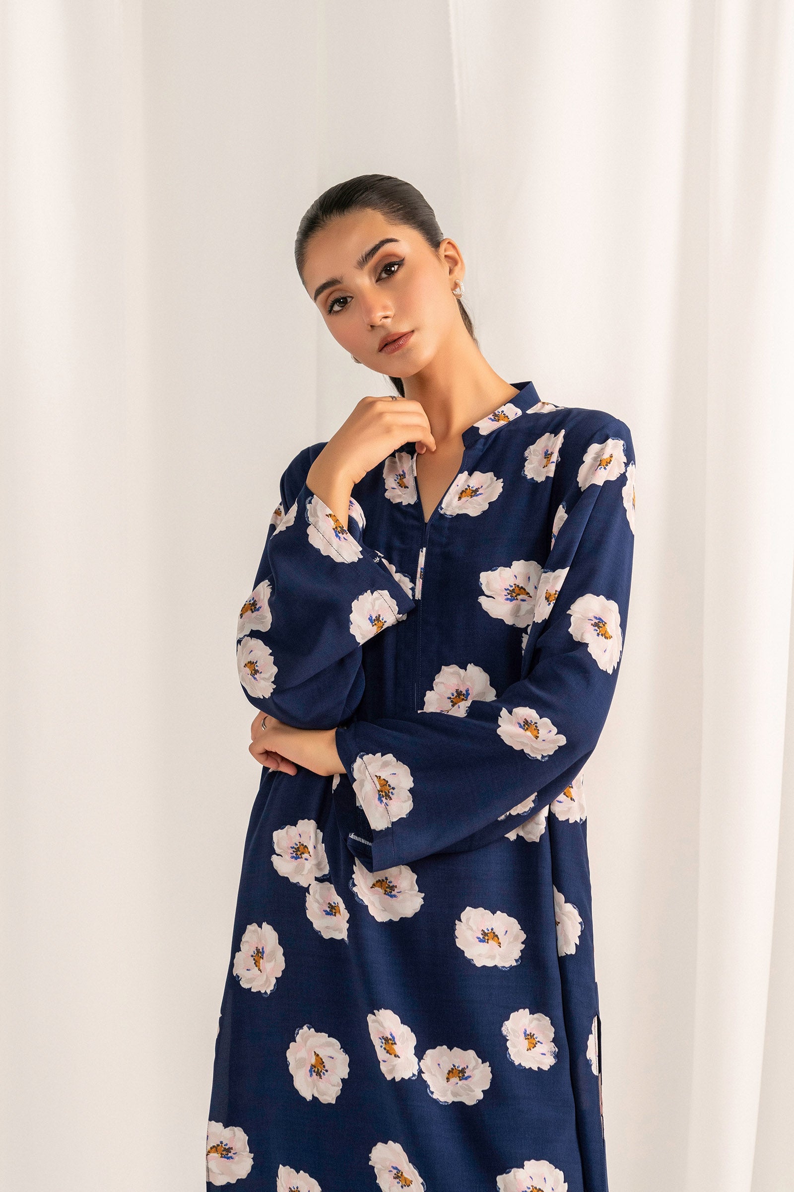 Printed 1 Piece Shirt Beyond East Official