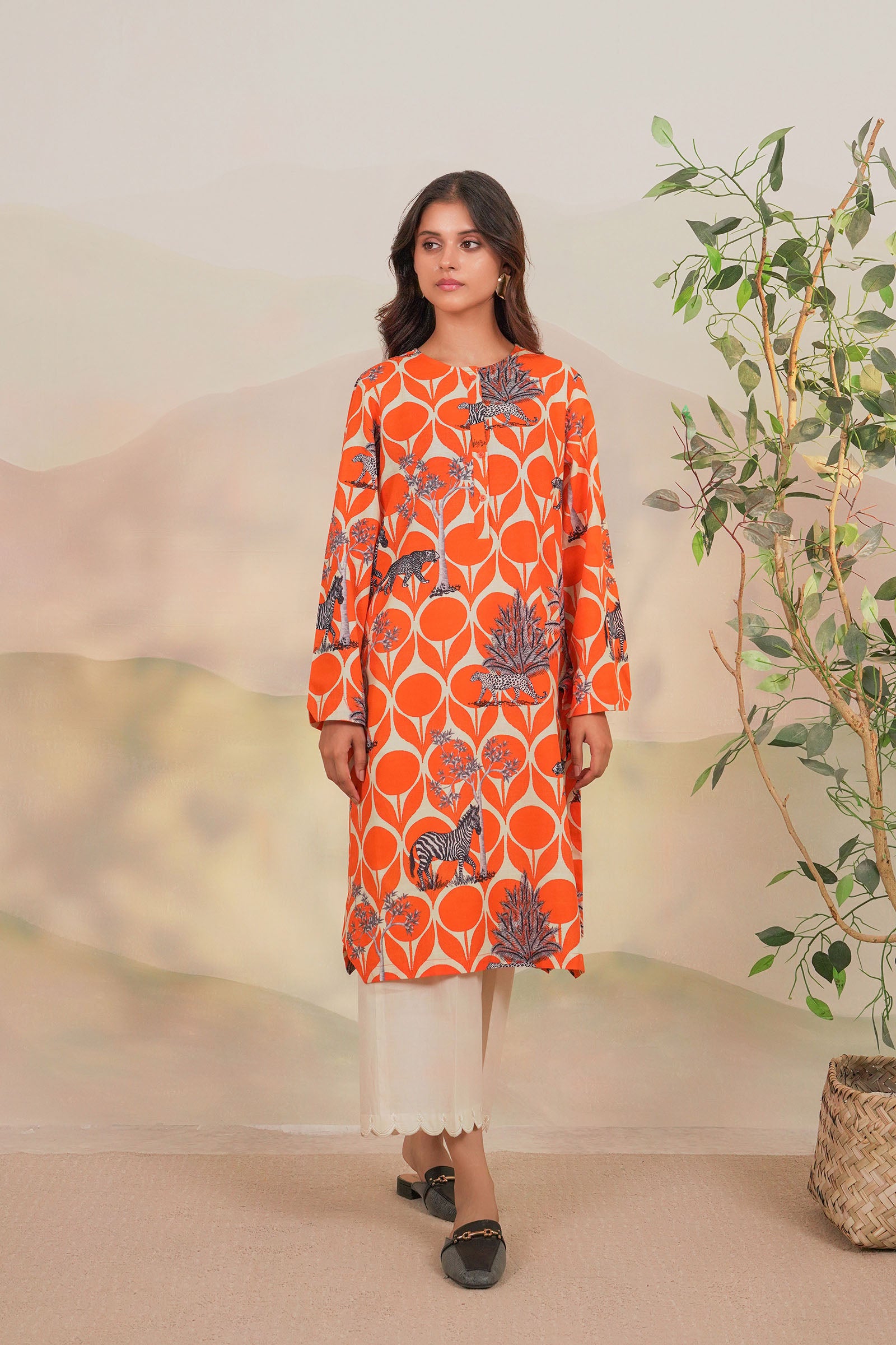 Amber Glow (1PC) Beyond East Official