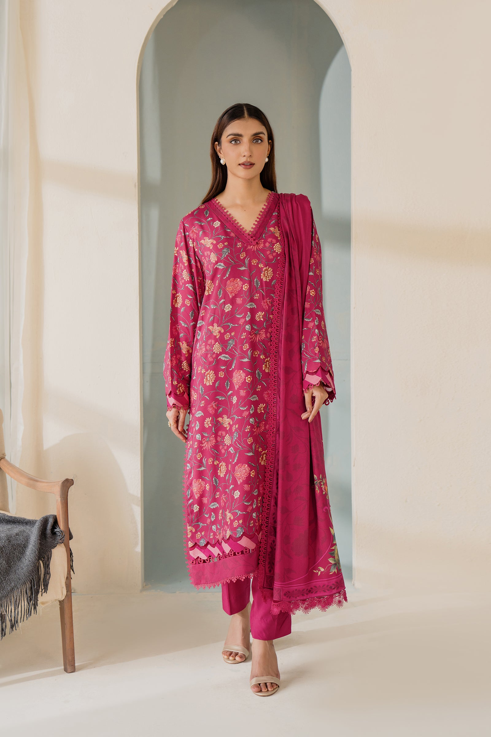 Winter Berry (3PC) Beyond East Official