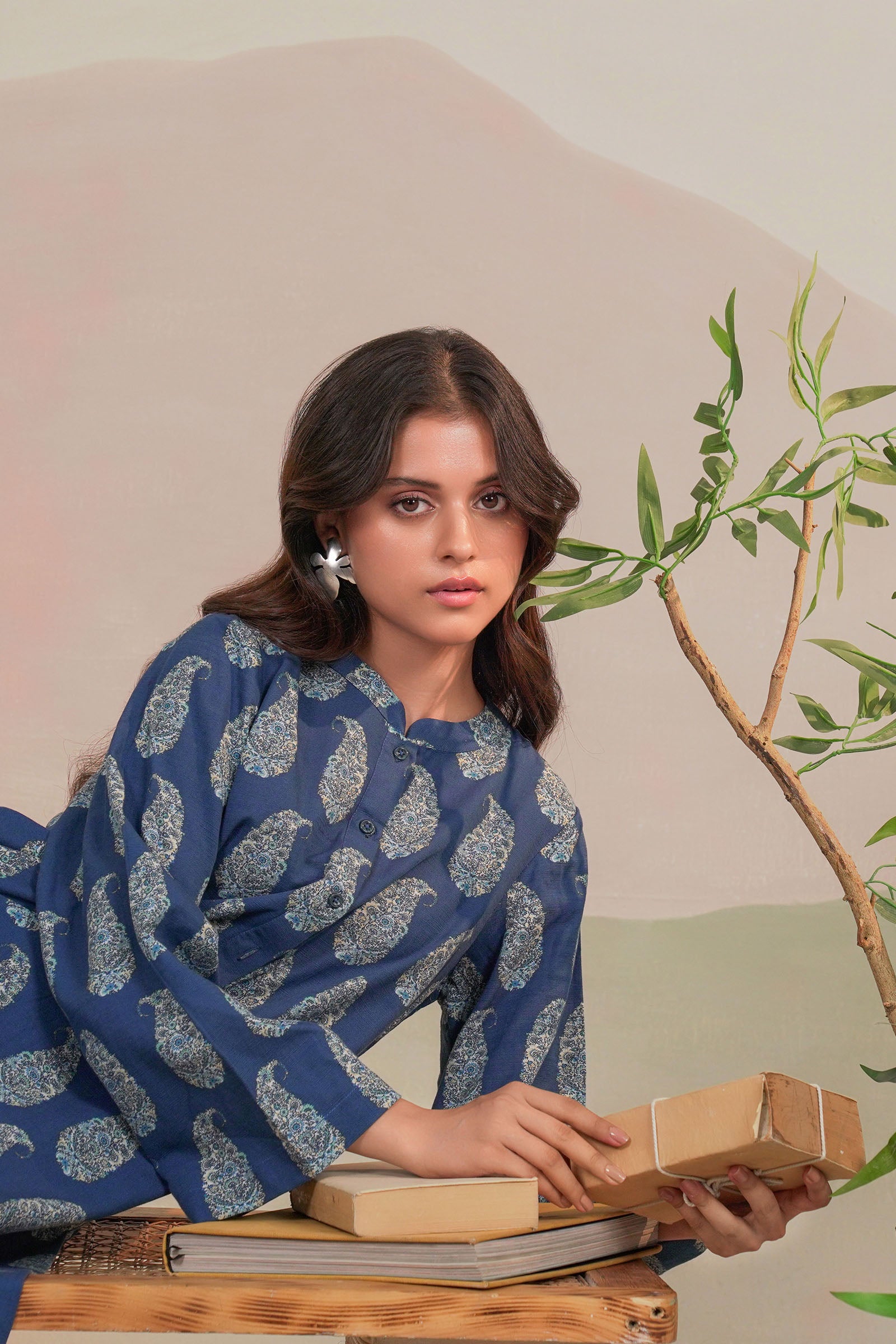 Dusk Blue (2PC) Beyond East Official
