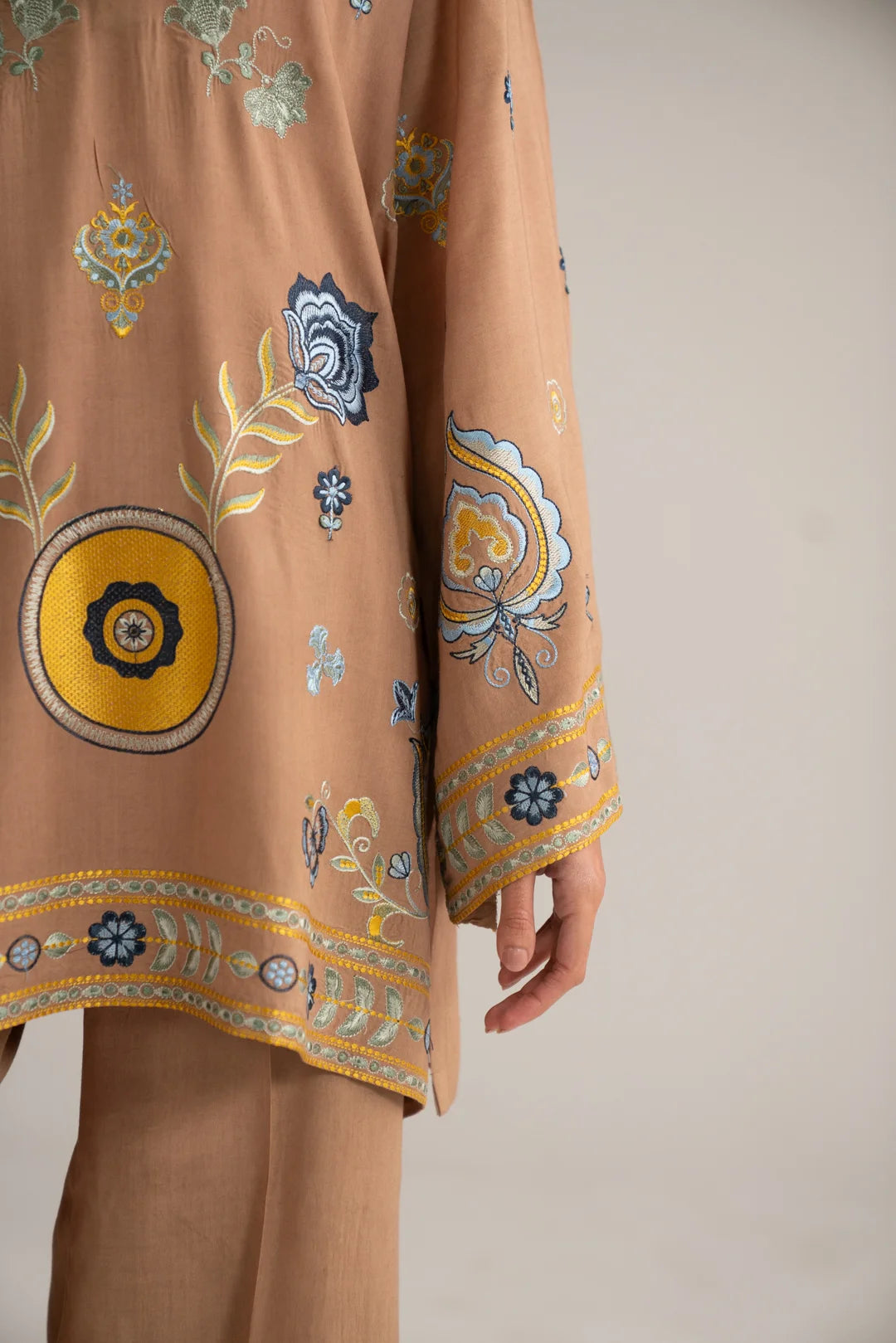 Beige floral motif linen outfit with matching trousers