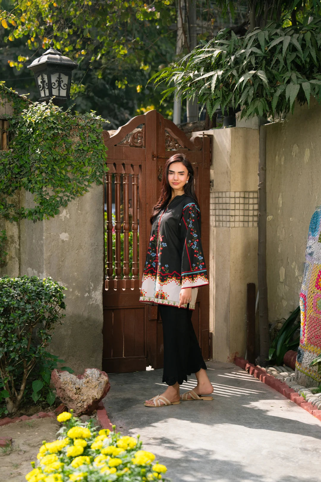 Black printed women shirt in cambric fabric with contrast detailing