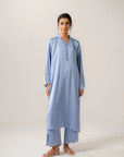 Blue solid blended 2 piece suit with pleated texture
