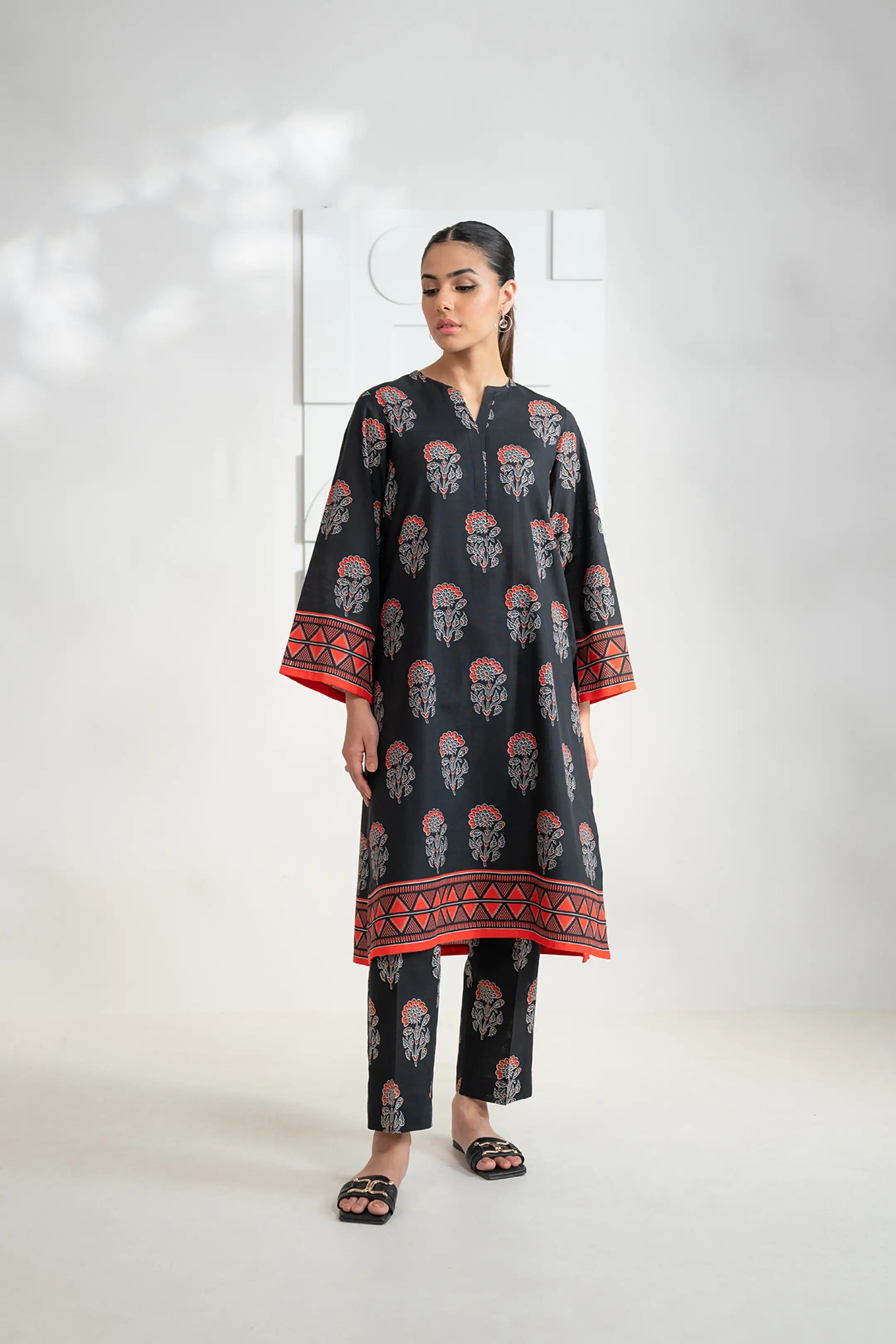 2 Piece Printed Khaddar Suit Pret Winter-24