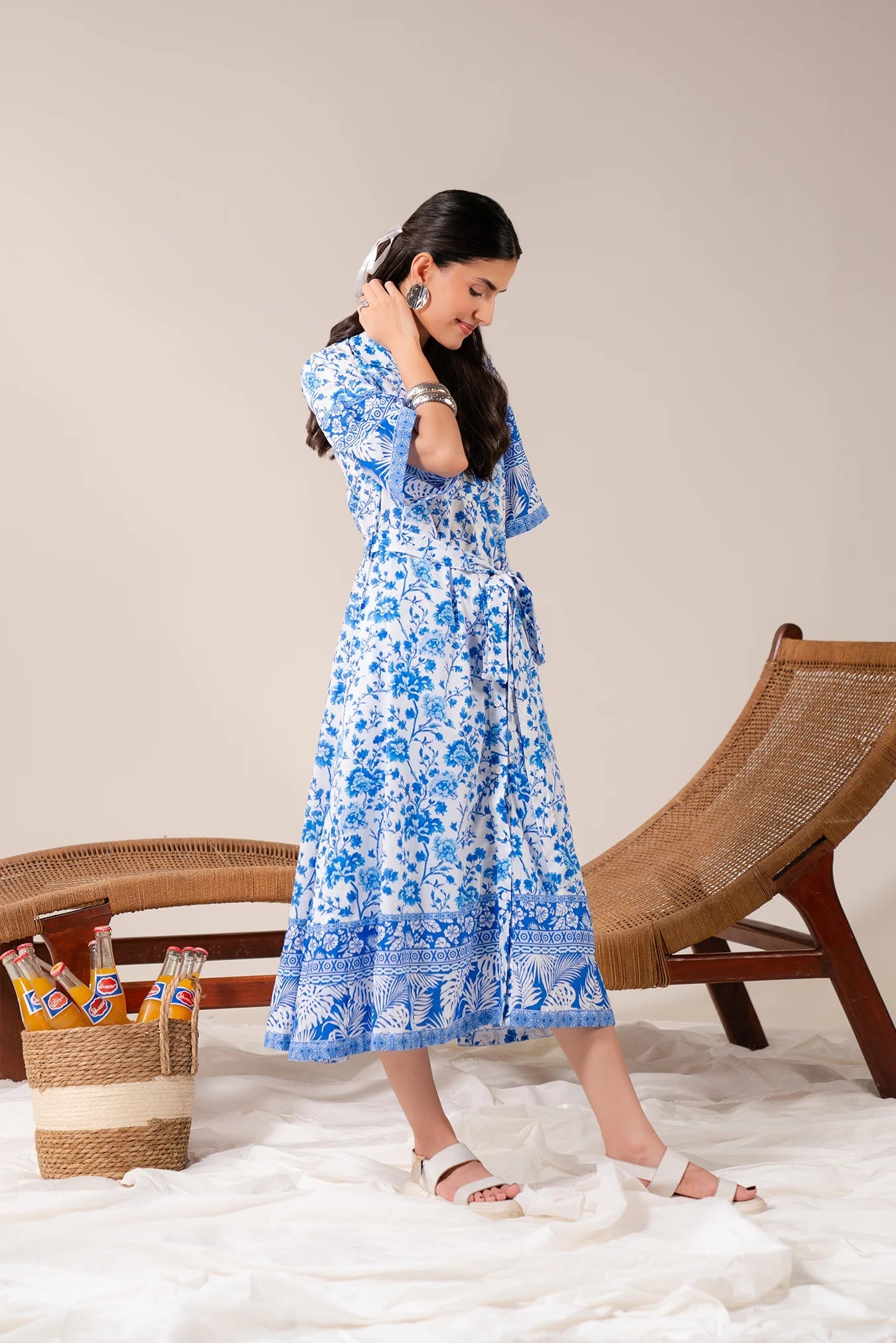 Buy Lawn Frocks Online – Lightweight Floral Shirt Dress for Women’s Summer Outfits