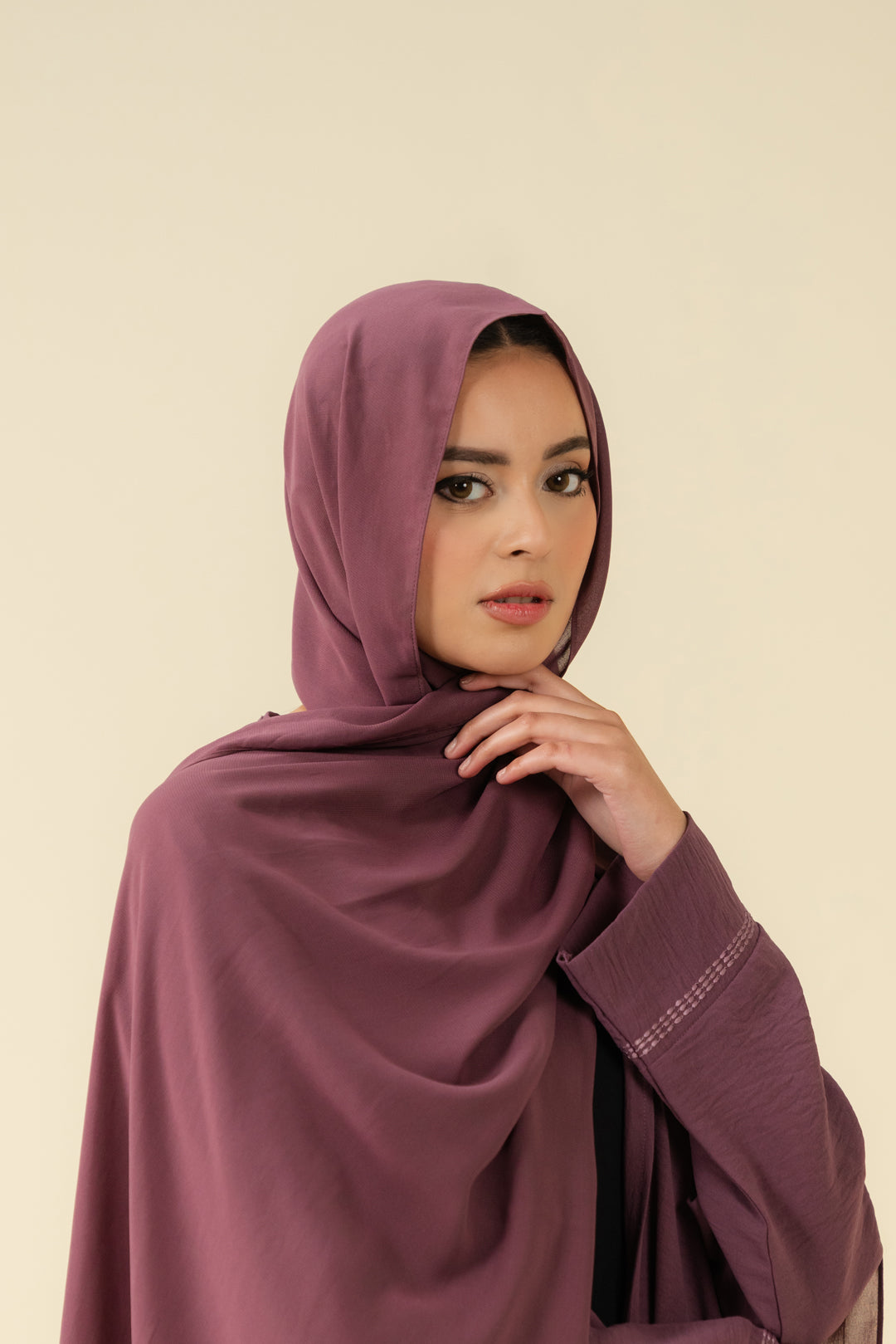 Buy Mauve Hijab for Women – Elegant & Modest Scarf in Pakistan