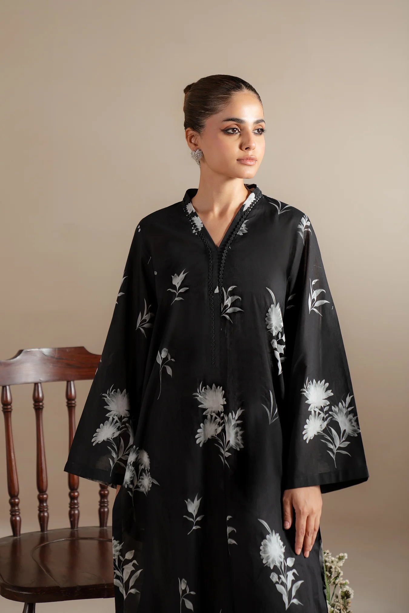 Buy Women's Monochrome Suits Online