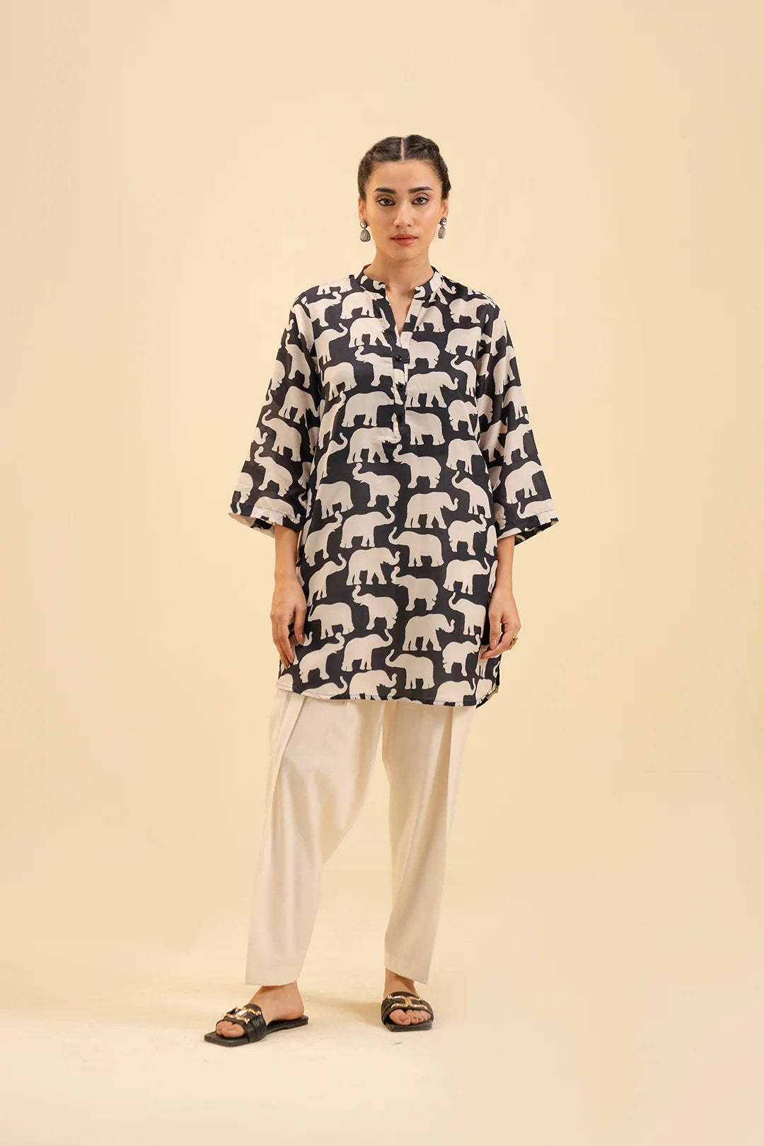 Buy elephant print shirt – trendy black and white kurta for women in Pakistan.