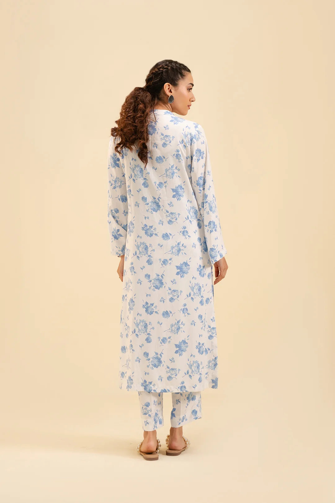 Buy lightweight printed viscose suit online – comfortable summer outfit for daily wear.