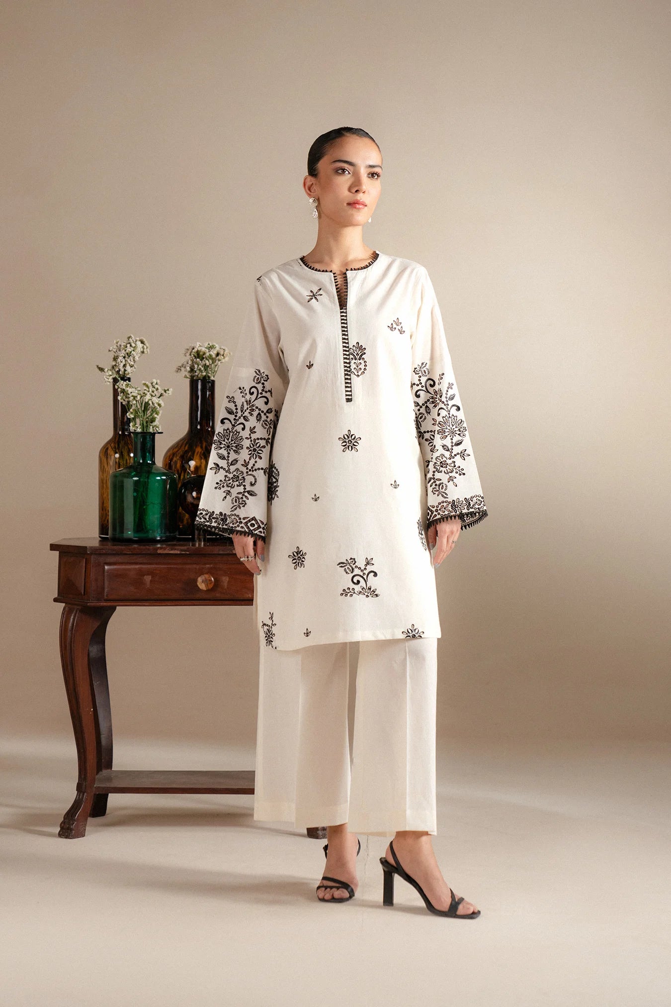 Buy monochrome outfits Karachi - white 2 piece embroidered lawn suit black floral work Pakistan