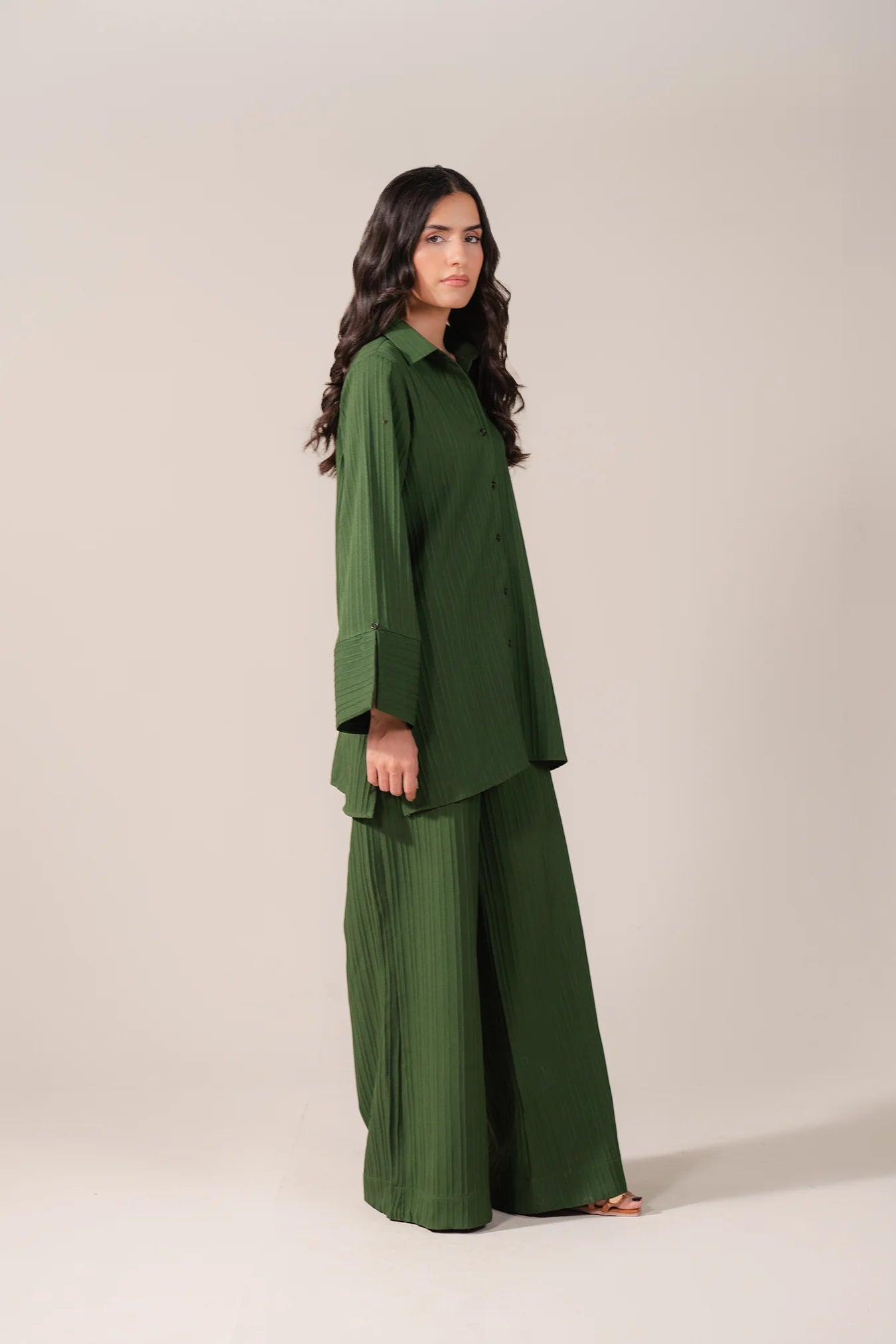 Buy solid co ord set in green – Azadi Sale collection 2025