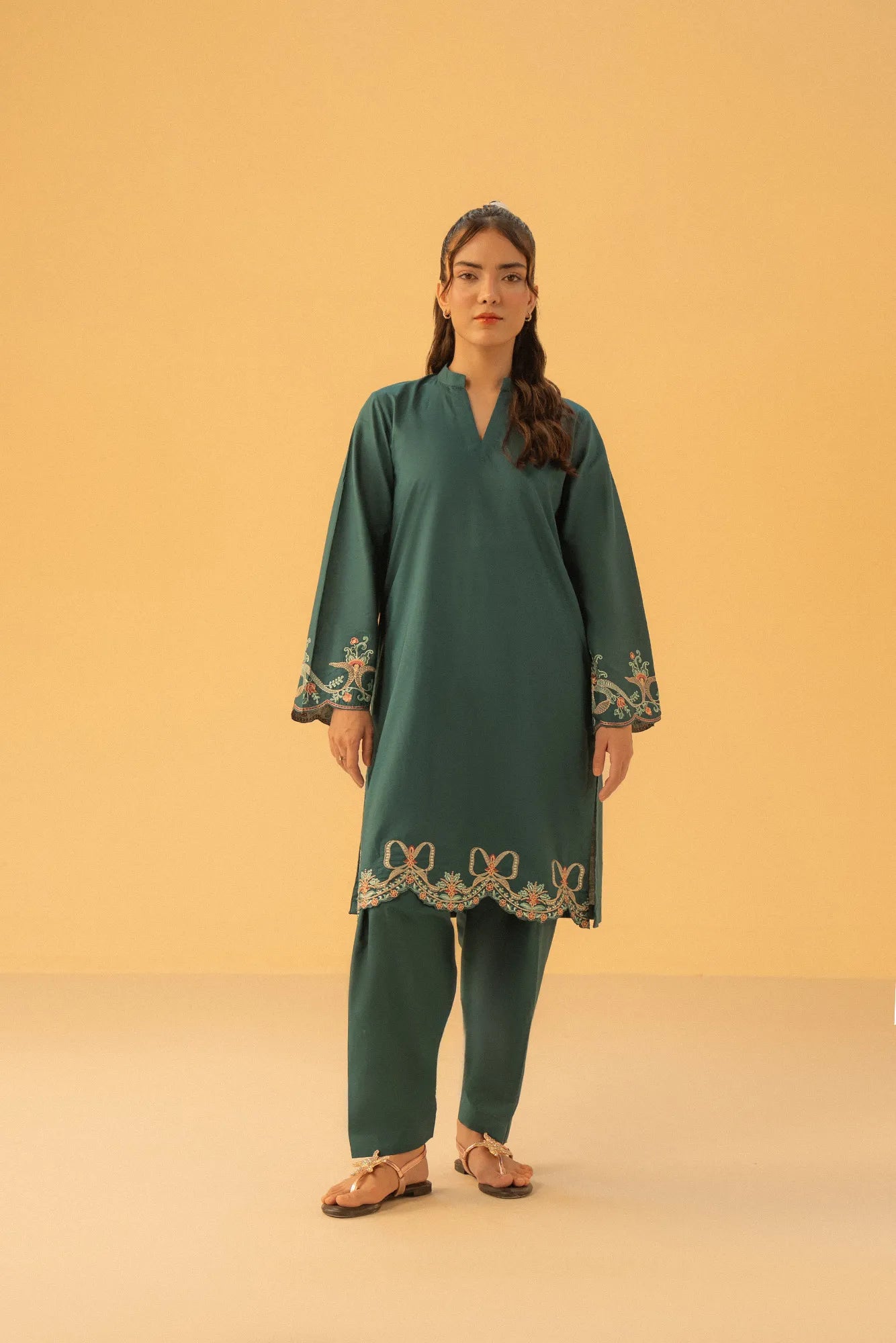 Cambric Suit 2025